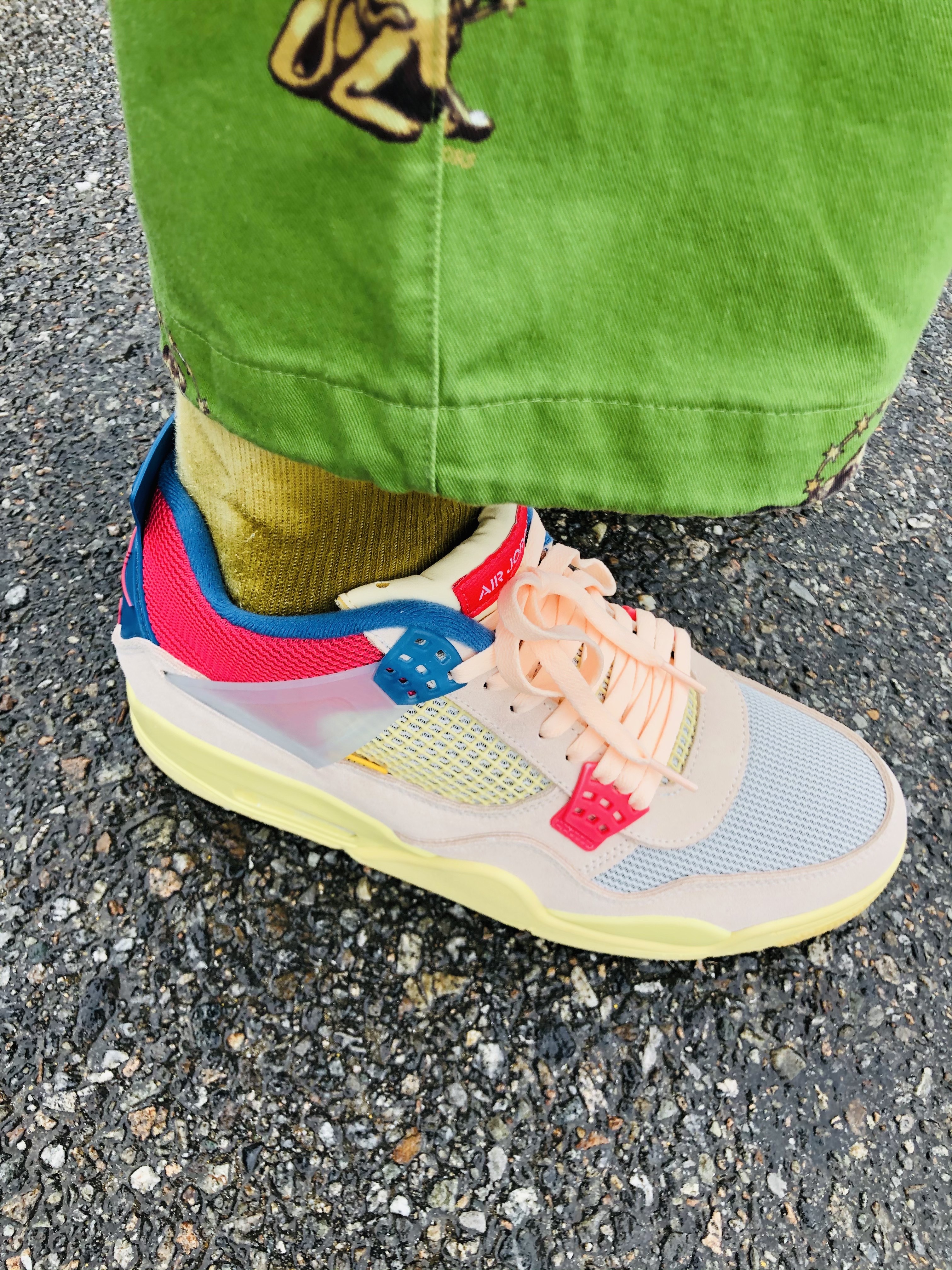 Jordan 4 x Union Retro Guava Ice 착용 스타일 - 5