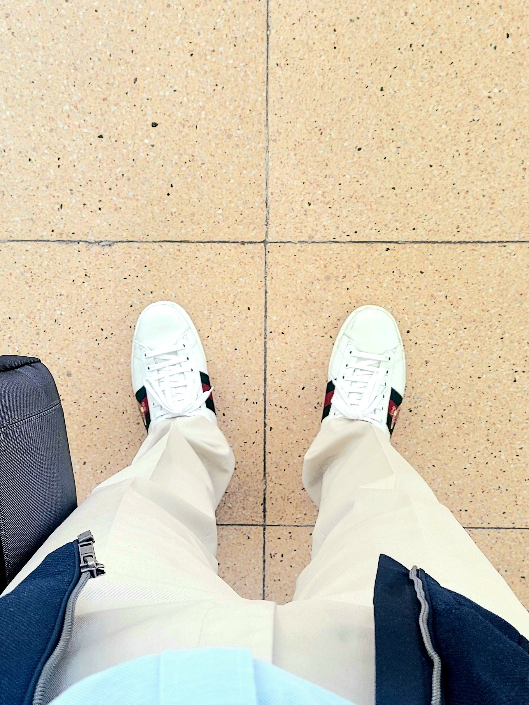 Gucci Ace Leather Sneakers White ์ฐฉ์ฉ ์คํ์ผ