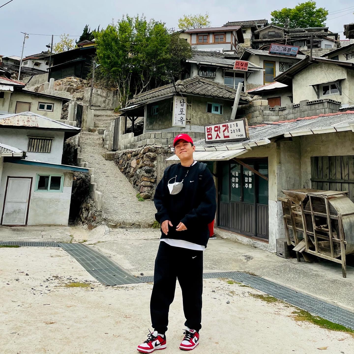 Nike SB Dunk Low Pro Chicago, Nike NRG Solo Swoosh Fleece Pants Black - US/EU 착용 스타일