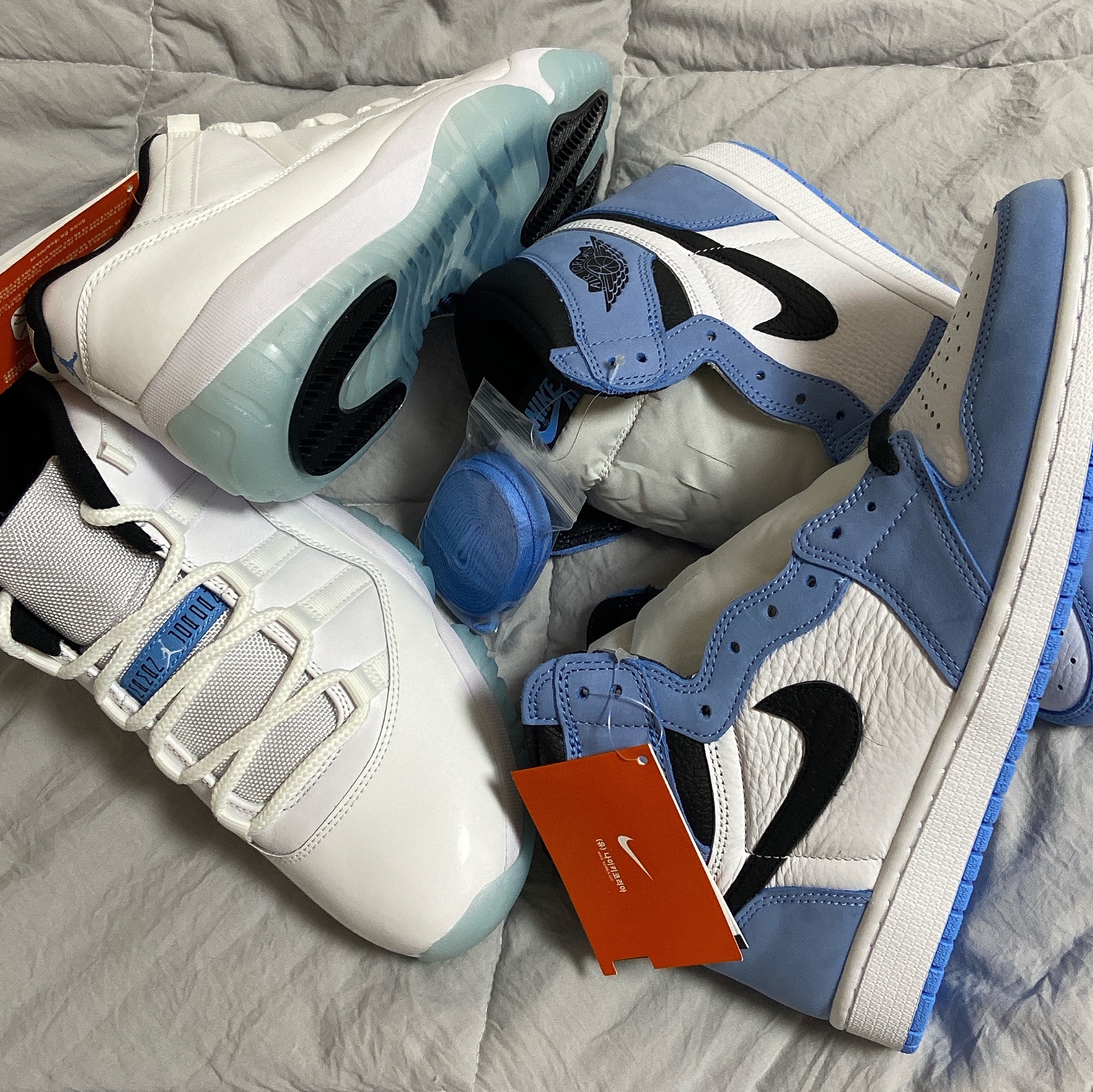 Jordan 11 Retro Low Legend Blue, Jordan 1 Retro High OG University Blue 착용 스타일