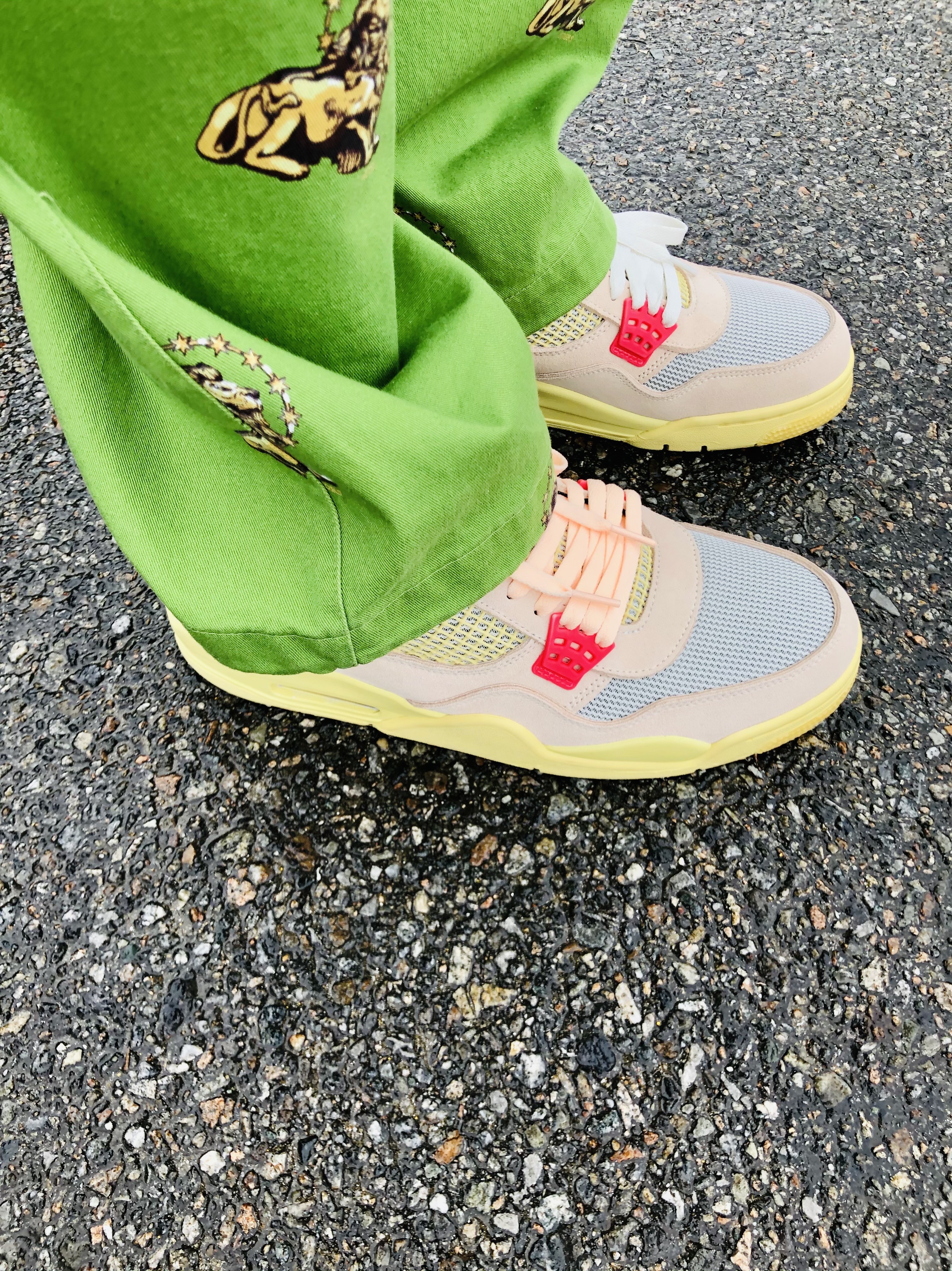 Jordan 4 x Union Retro Guava Ice 착용 스타일 - 3