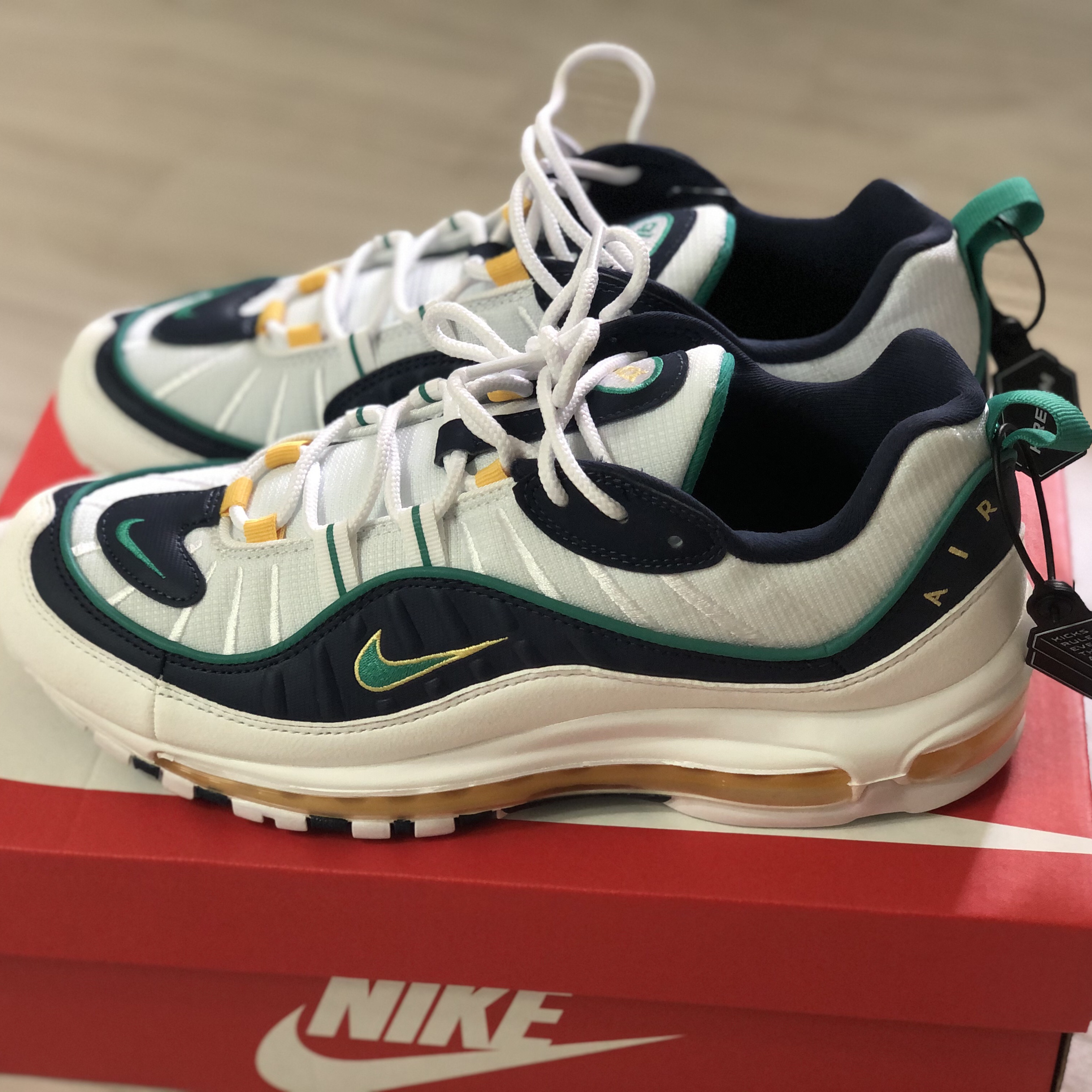 Nike Air Max 98 Mighty Ducks 착용 스타일 - 2