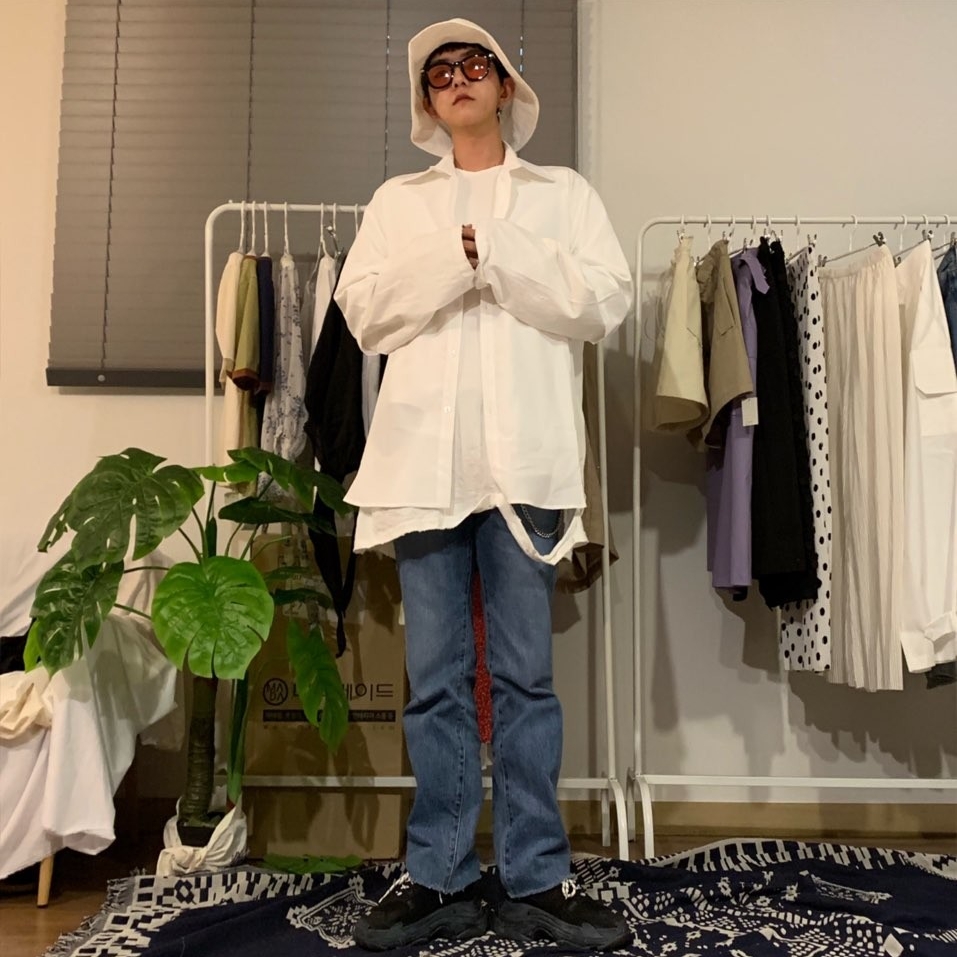 Balenciaga Triple S Sneakers Black 2020 착용 스타일