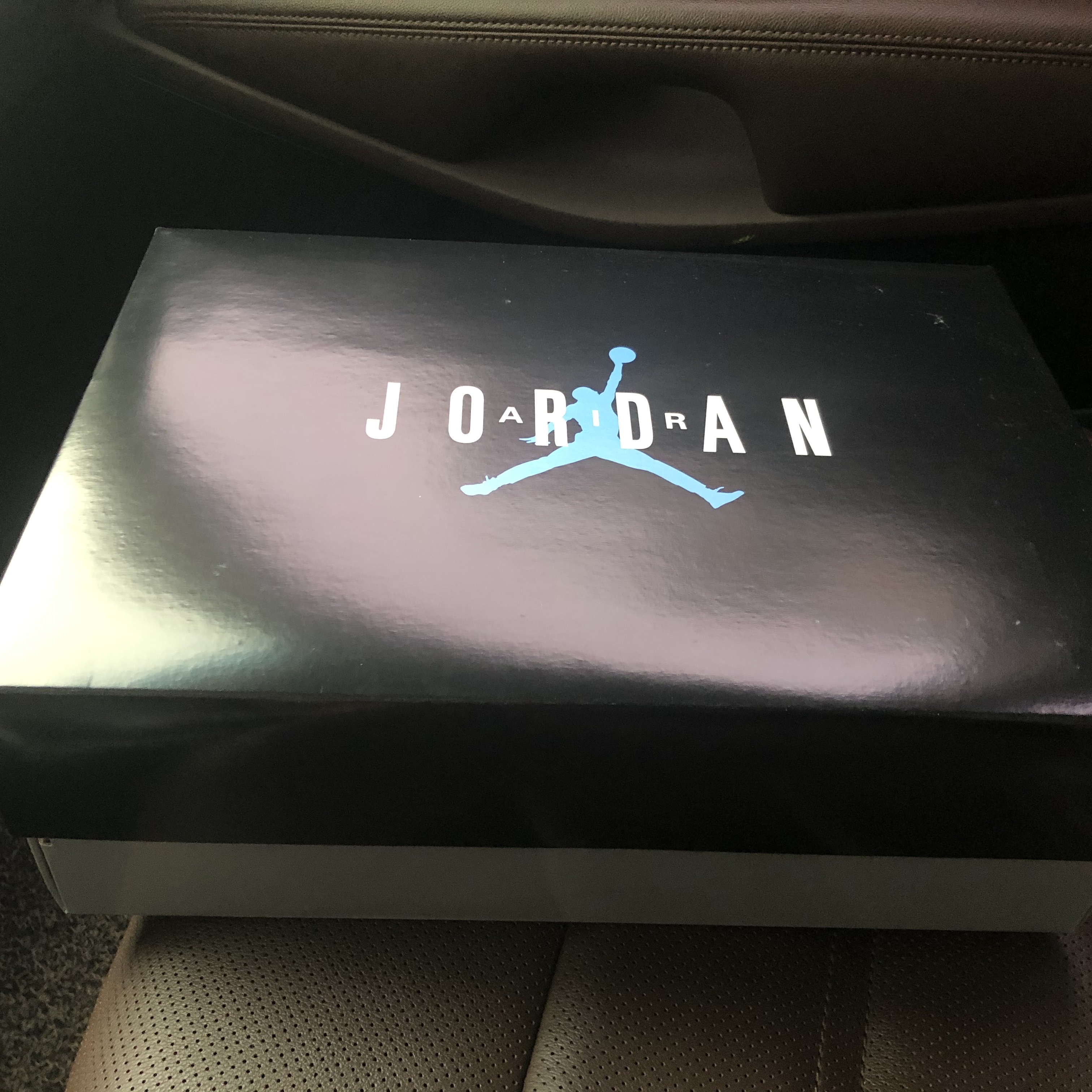 Jordan 11 Retro Low Legend Blue 착용 스타일 - 1