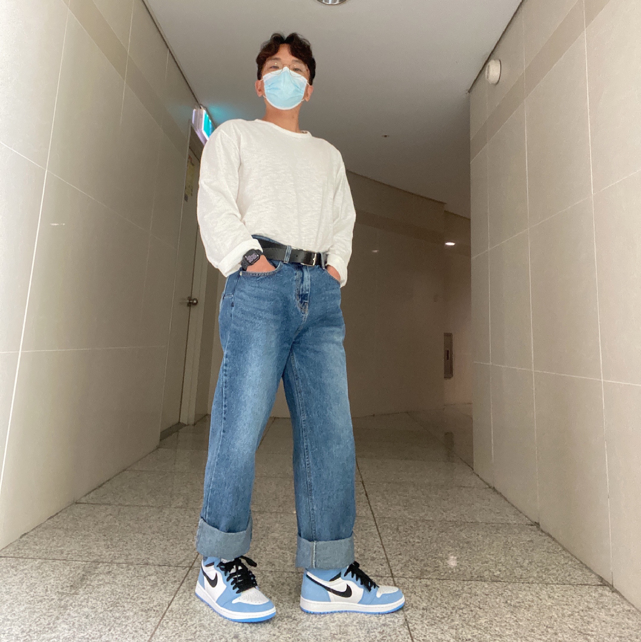 Jordan 1 Retro High OG University Blue 착용 스타일