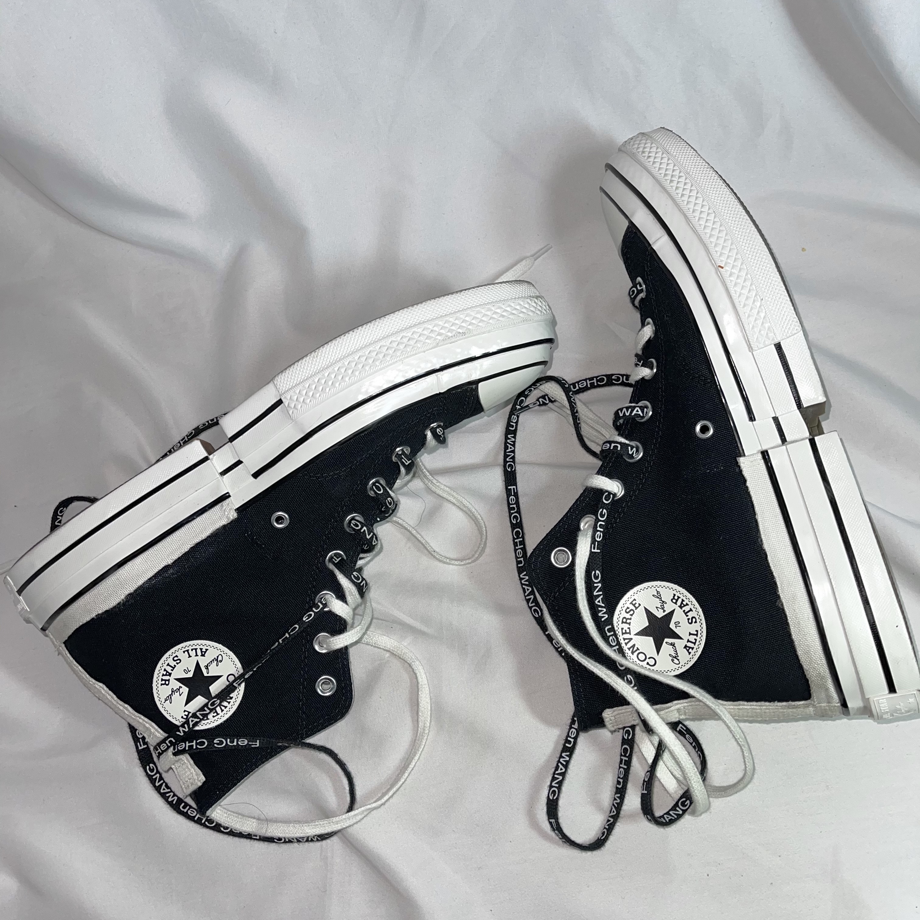 Converse x Feng Chen Wang Chuck 70 2-in-1 Natural Ivory Black, Converse x Feng Chen Wang Chuck 70 2-in-1 Persimmon Orange 착용 스타일 - 5