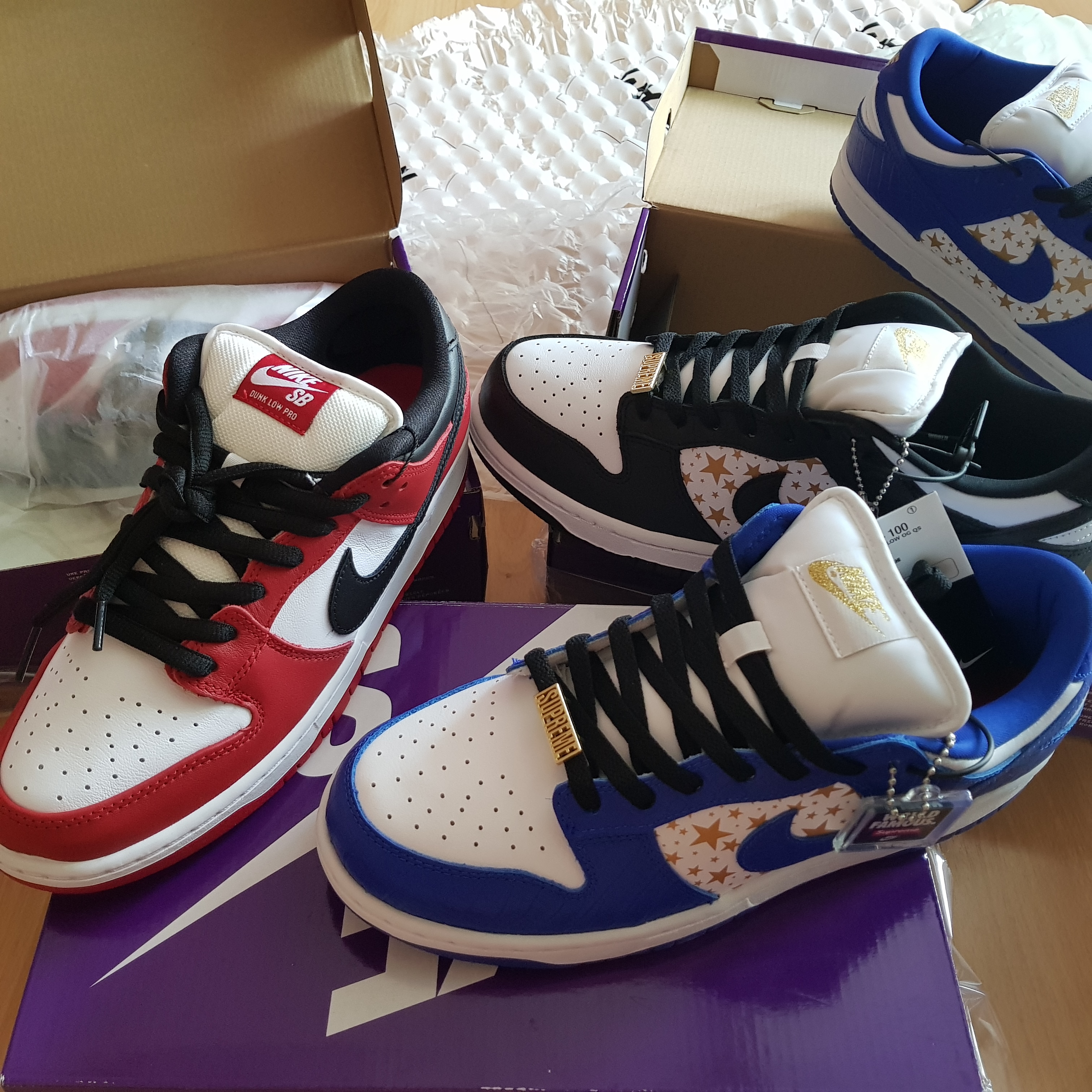 Nike SB Dunk Low Pro Chicago, Nike x Supreme SB Dunk Low Hyper Blue 착용 스타일 - 1