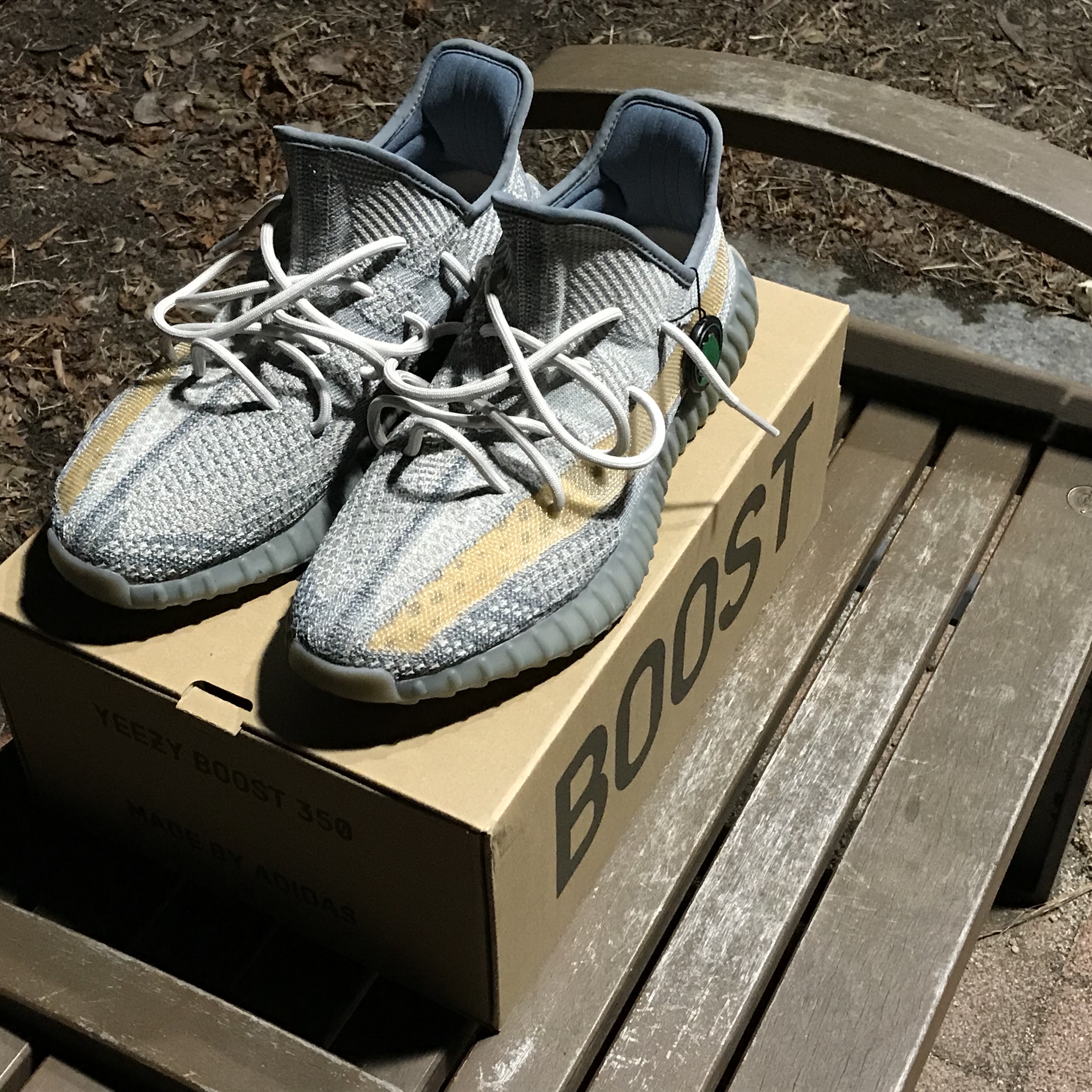 Adidas Yeezy Boost 350 V2 Israfil 착용 스타일 - 1