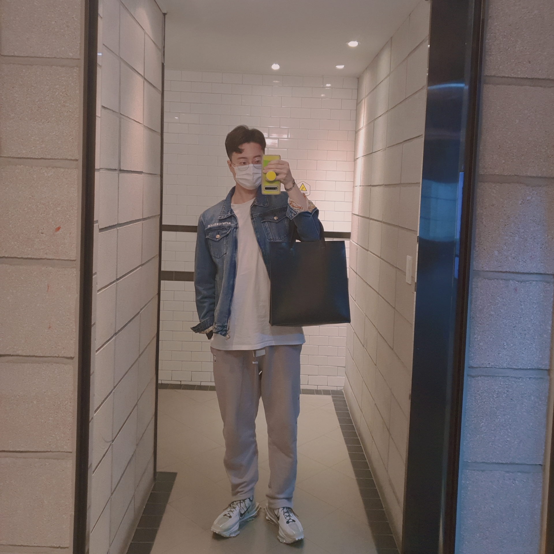 Nike x Matthew M Williams Zoom 004 Stone 착용 스타일 - 1