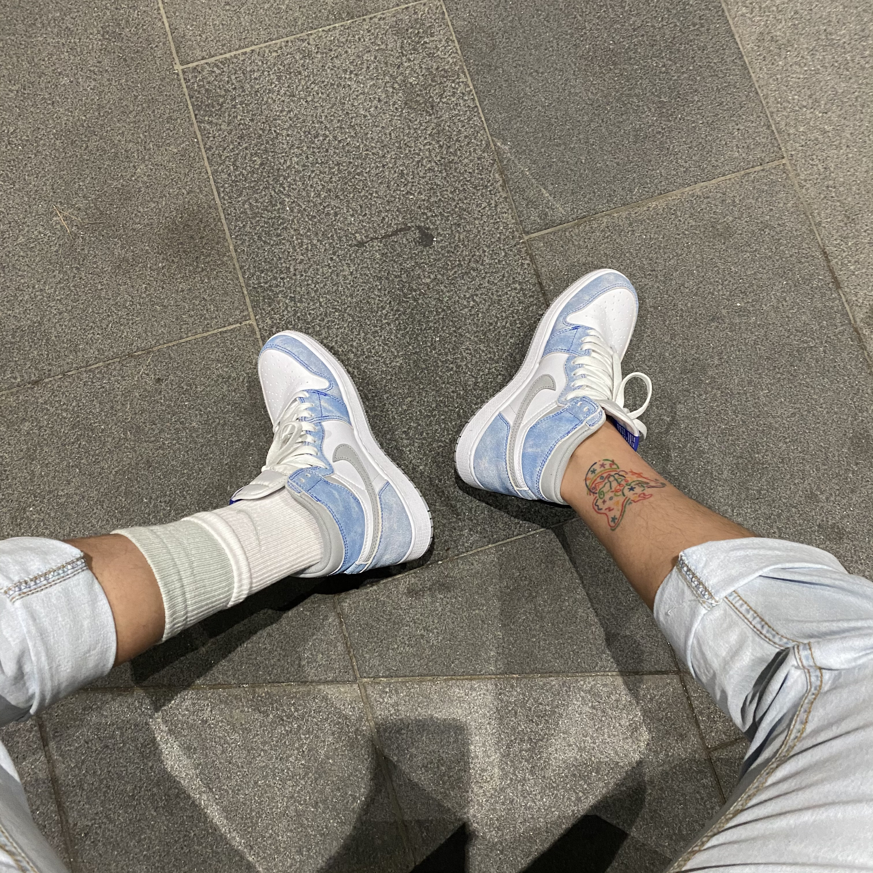 Jordan 1 Retro High OG Hyper Royal, (GS) Jordan 1 Retro High OG Hyper Royal 착용 스타일