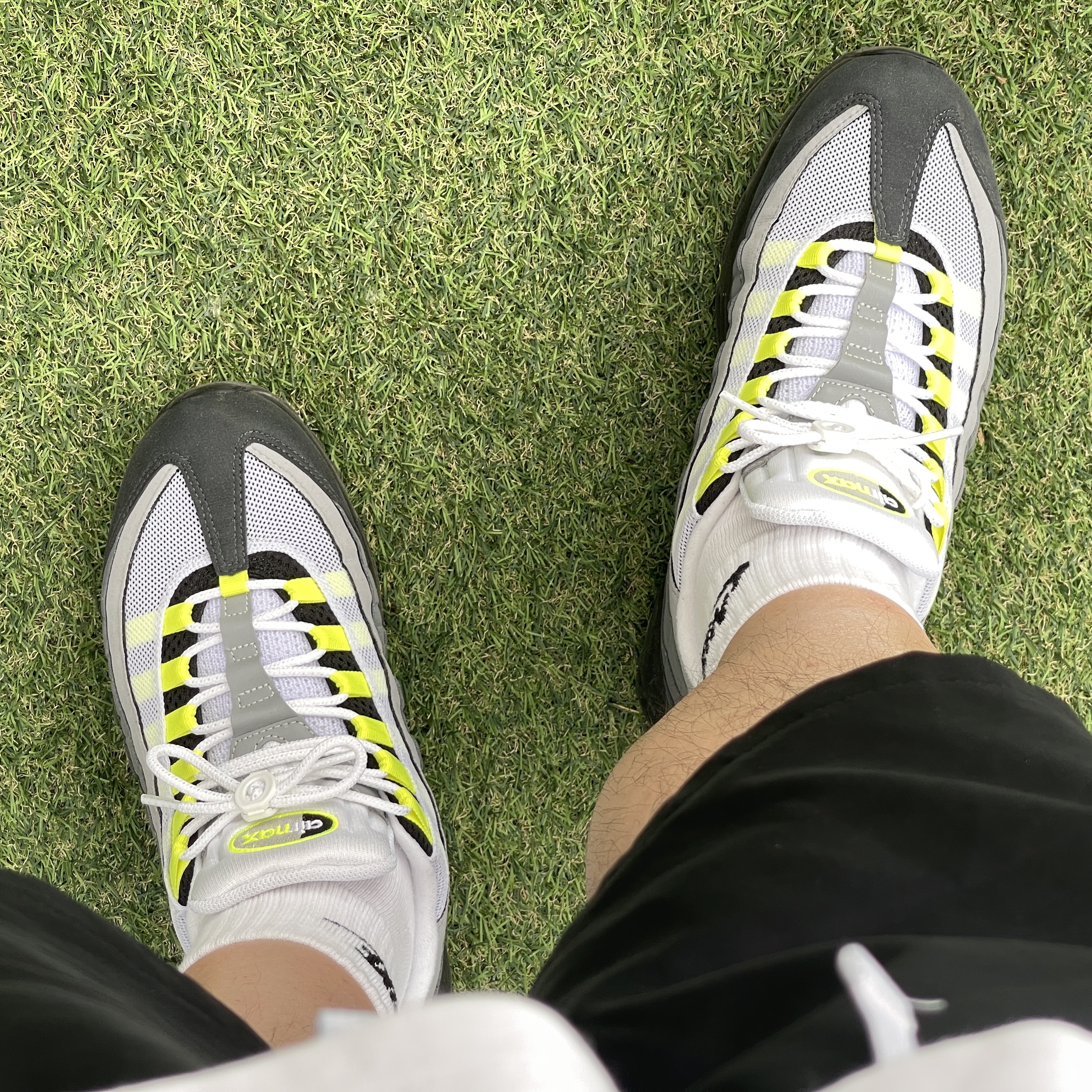 Nike Air Max 95 OG Neon Yellow 2020 착용 스타일