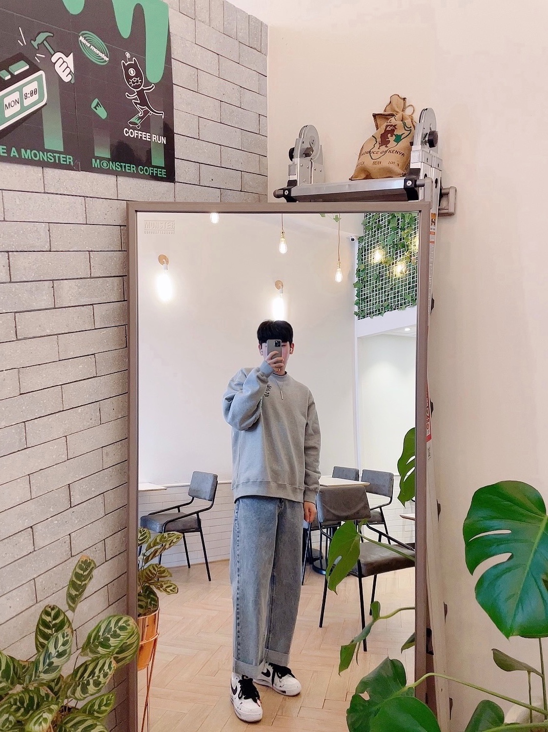 Nike x Stussy NRG ZR Fleece Crewneck Heather Grey - US/EU, Nike x Peaceminusone Air Force 1 Low Para-Noise 2.0 착용 스타일