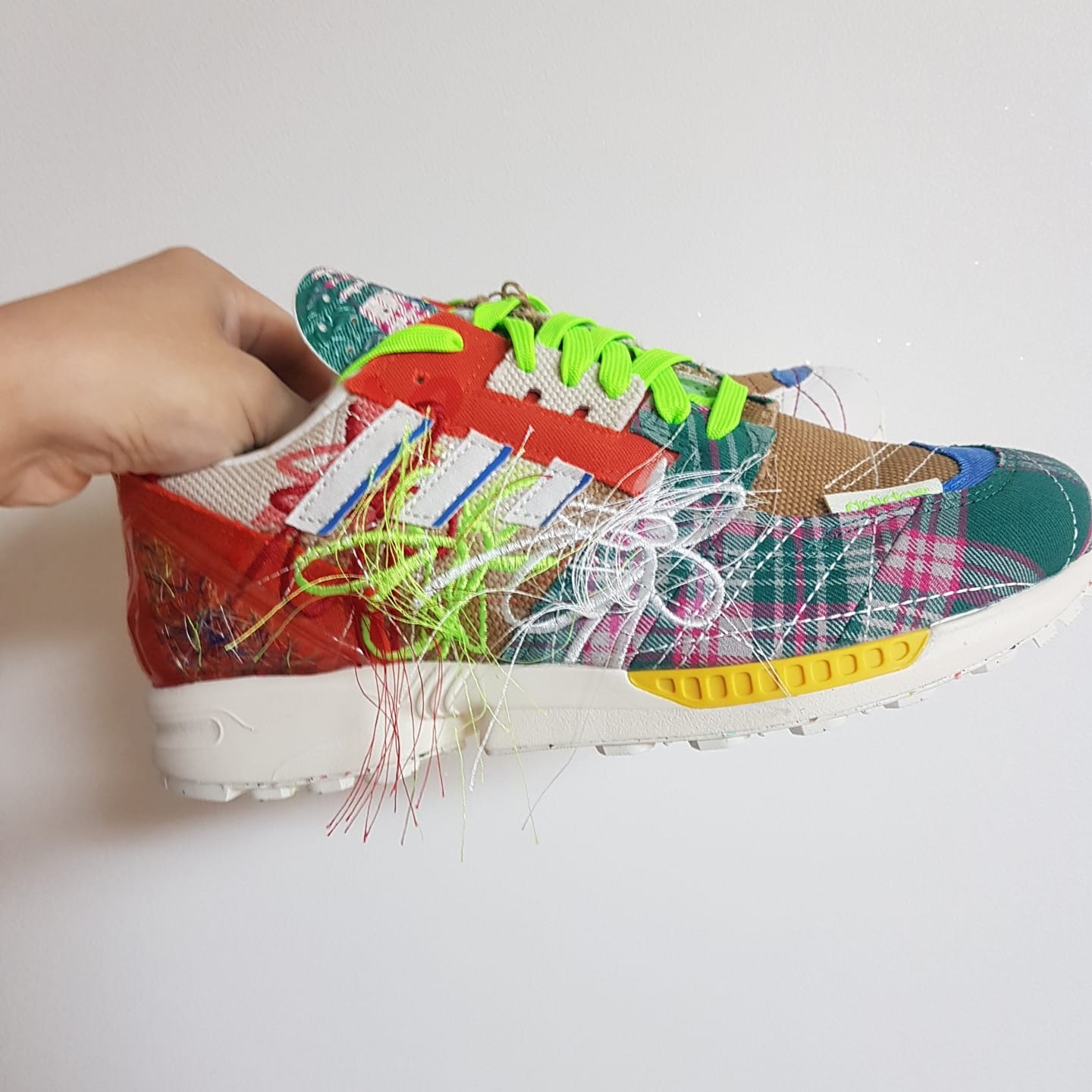 Adidas x Sean Wotherspoon ZX 8000 Superearth 착용 스타일 - 2