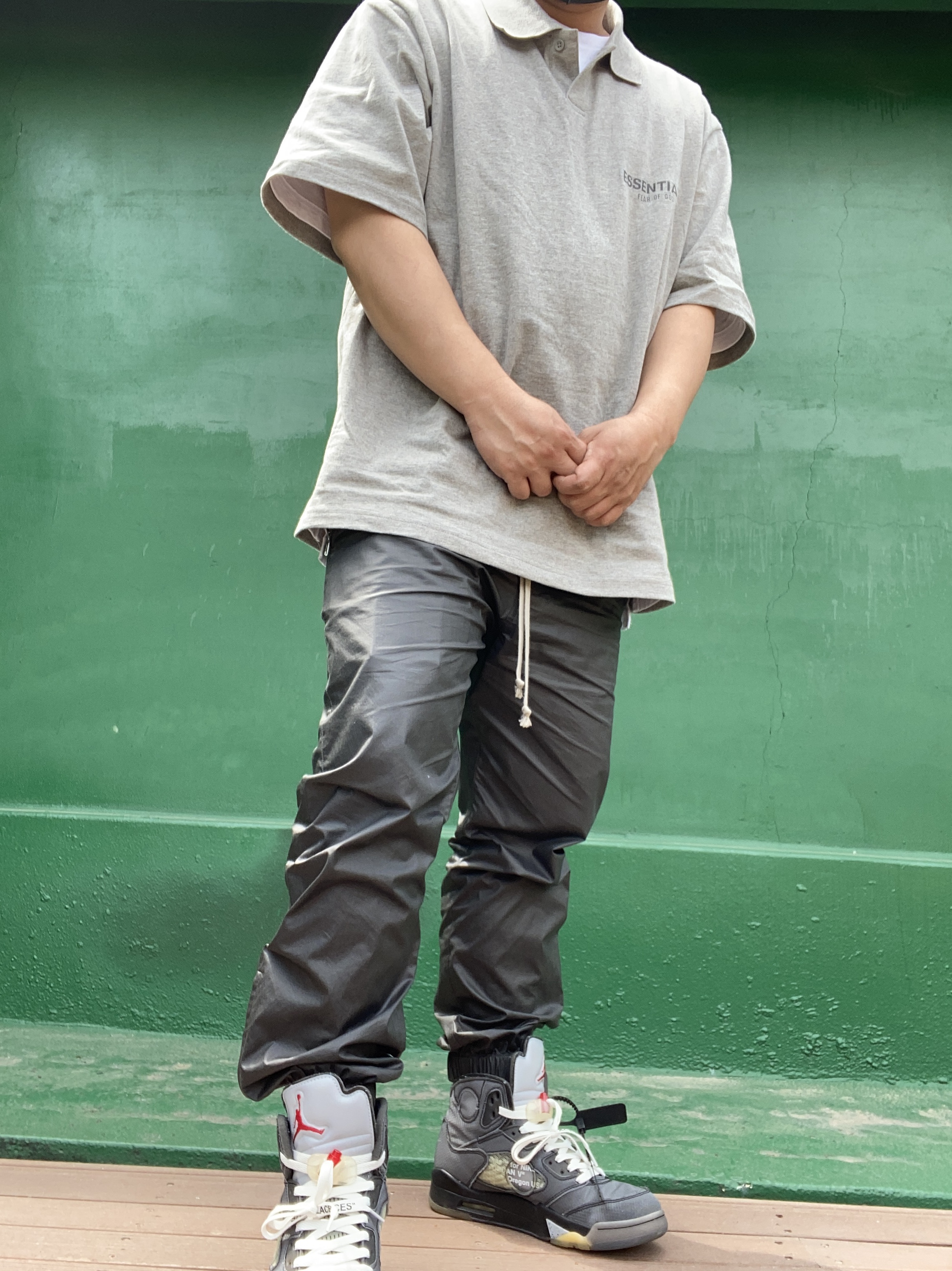 Essentials Short Sleeve Boxy Polo Heather Oatmeal/Dark Heather Oatmeal - 20FW, Jordan 5 x Off-White Retro SP Black Muslin 착용 스타일 - 2