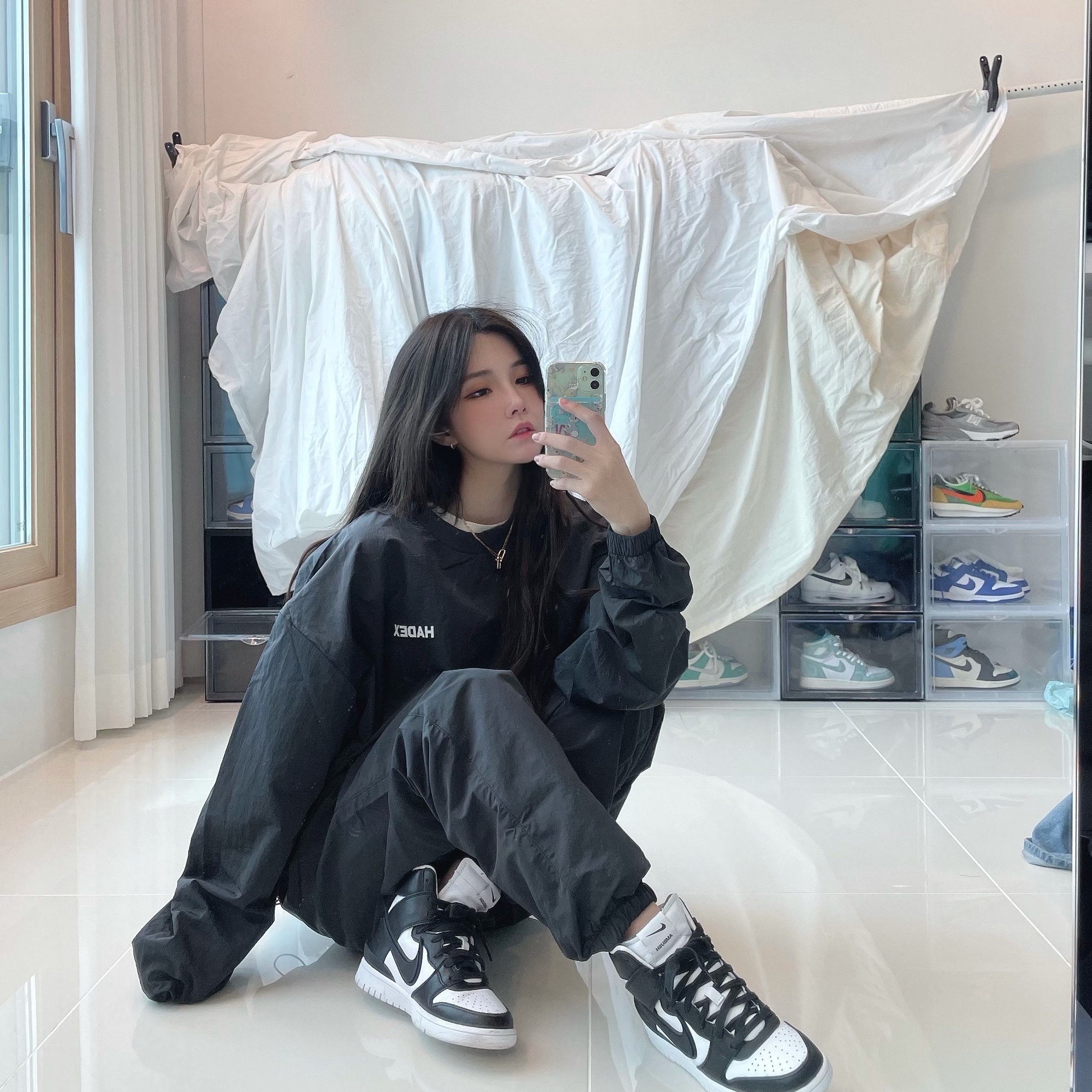 Nike x Ambush Dunk High Black 착용 스타일 - 2