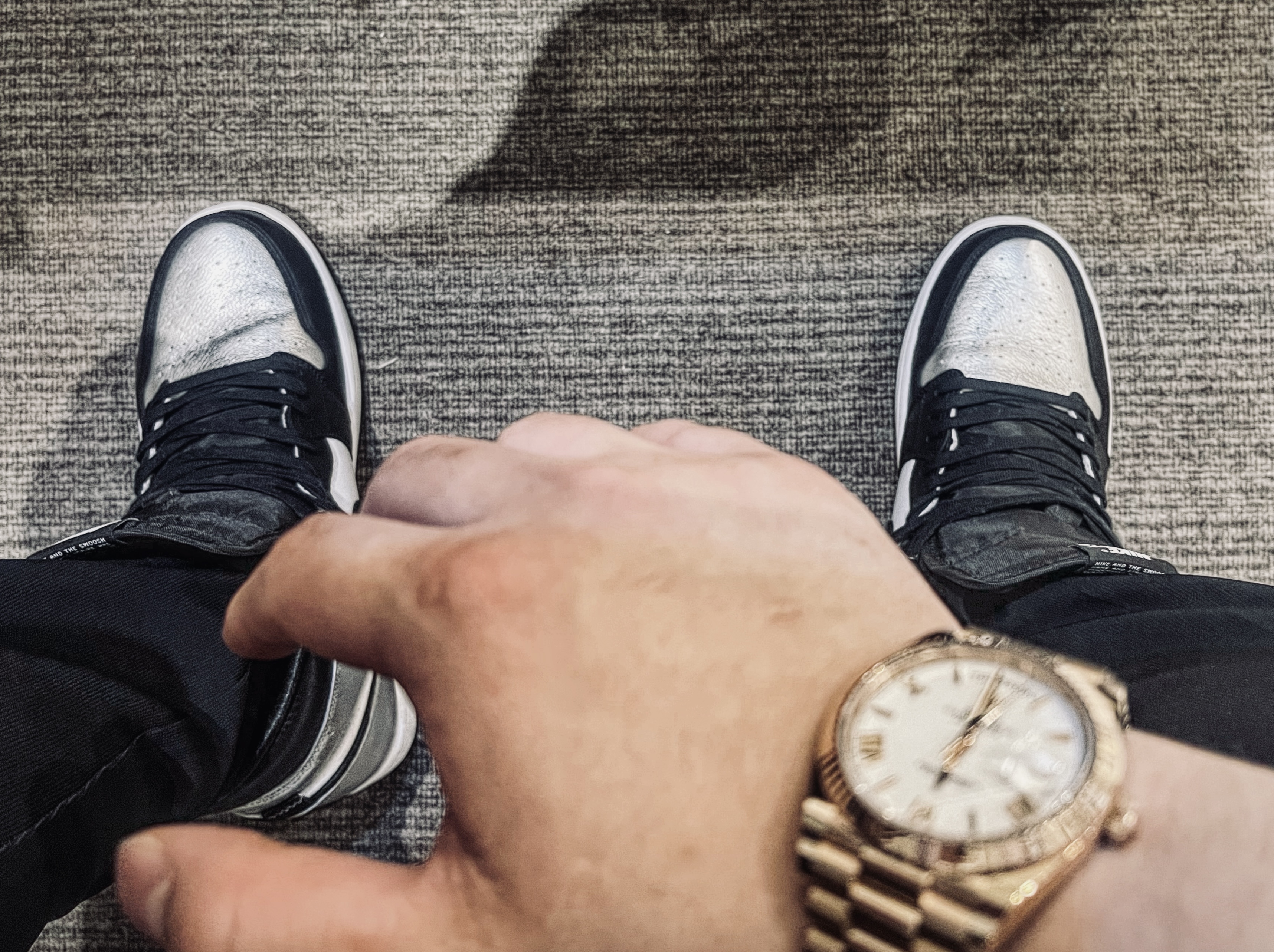 (W) Jordan 1 Retro High OG Silver Toe 착용 스타일 - 2
