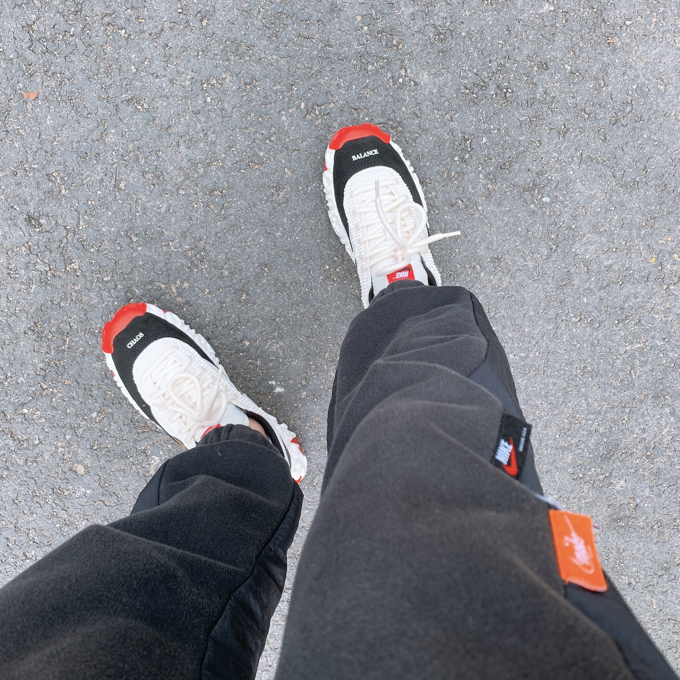 Nike x Undercover Overbreak Sail Gold 착용 스타일
