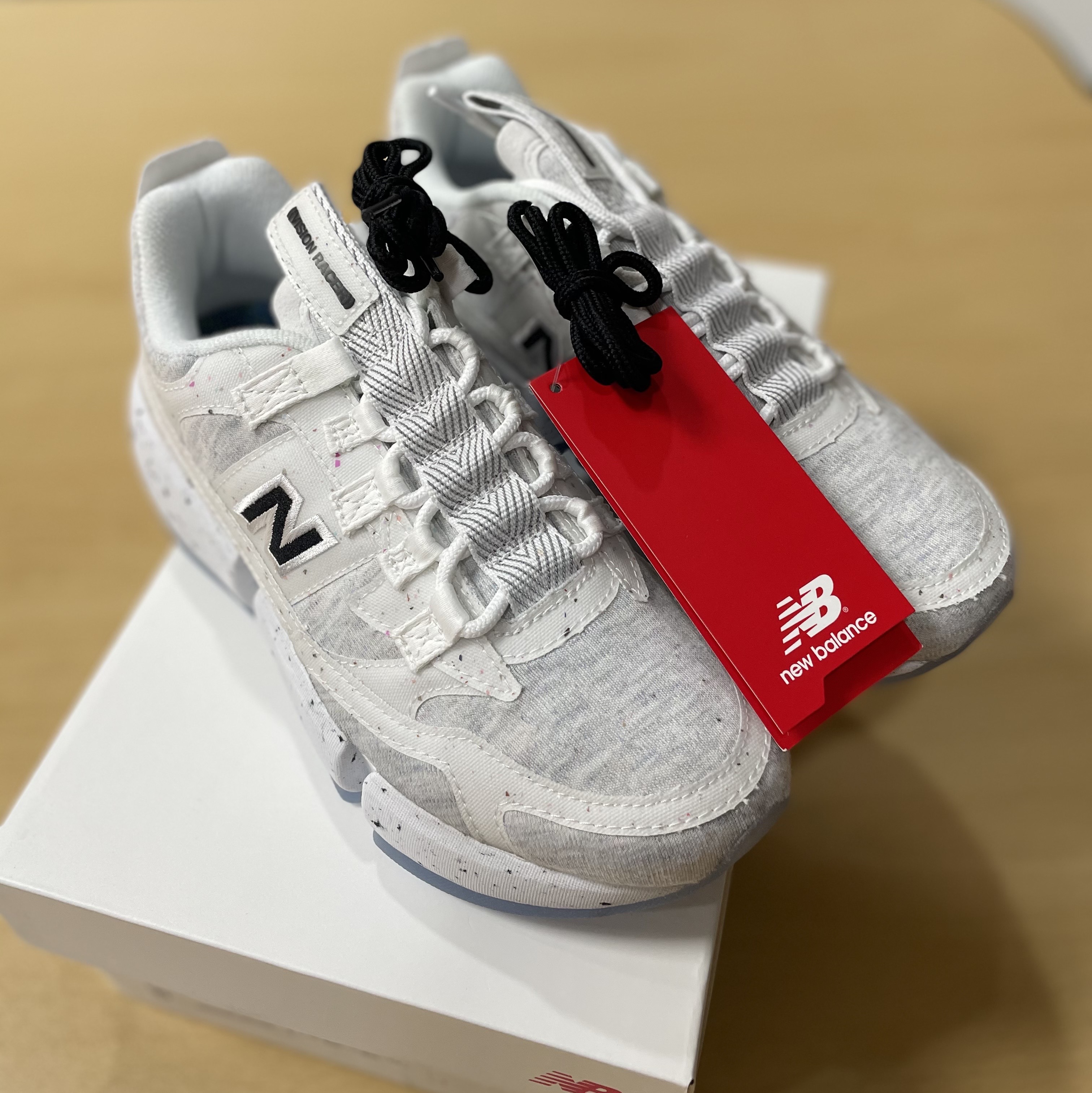 New Balance x Jaden Smith Vision Racer Natural 착용 스타일