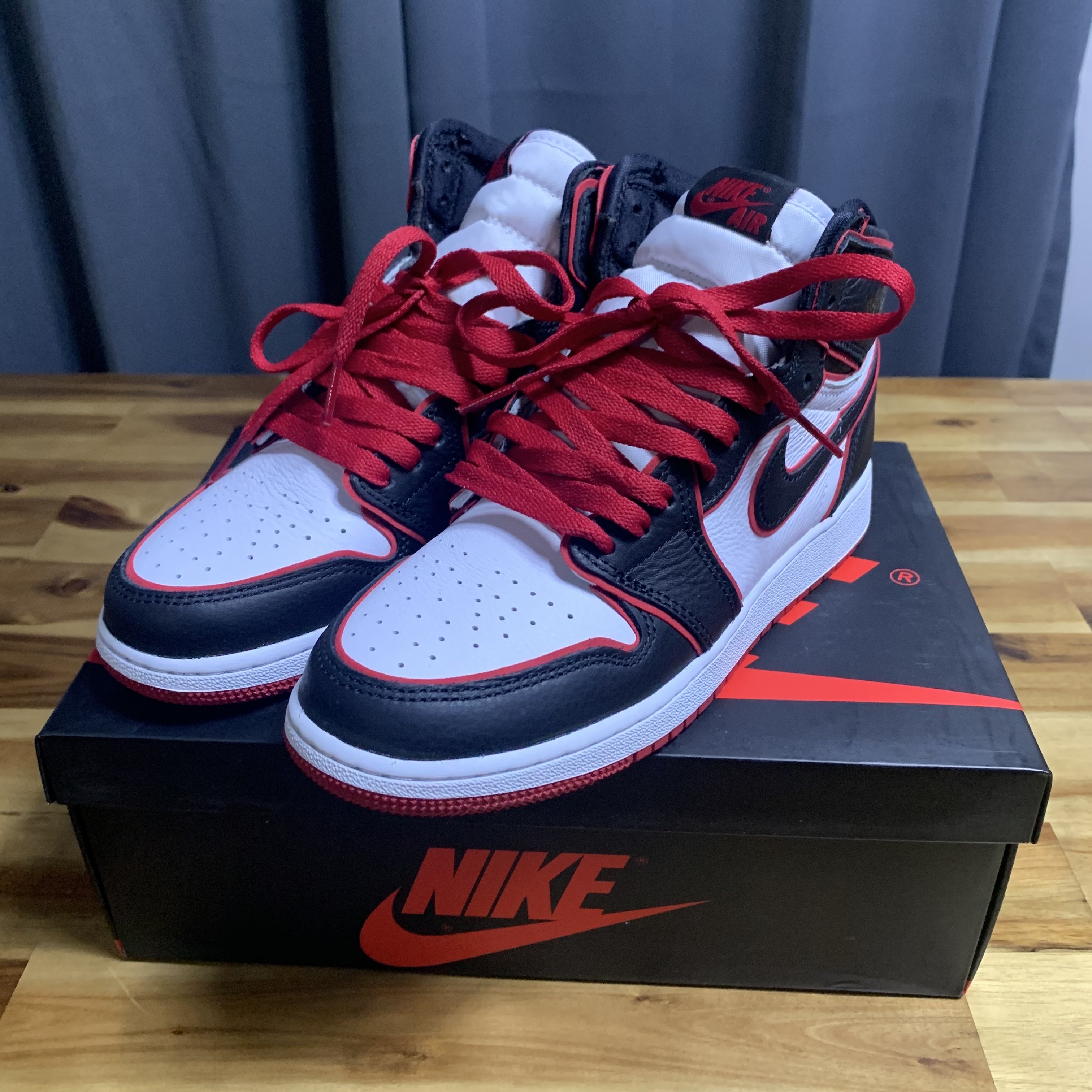 (GS) Jordan 1 Retro High OG Bloodline 착용 스타일