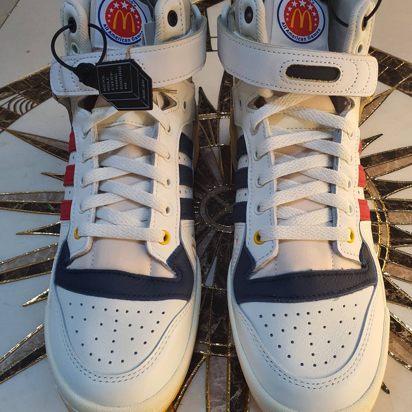 Adidas x Eric Emanuel Forum 84 High McDonald's All American 착용 스타일 - 1