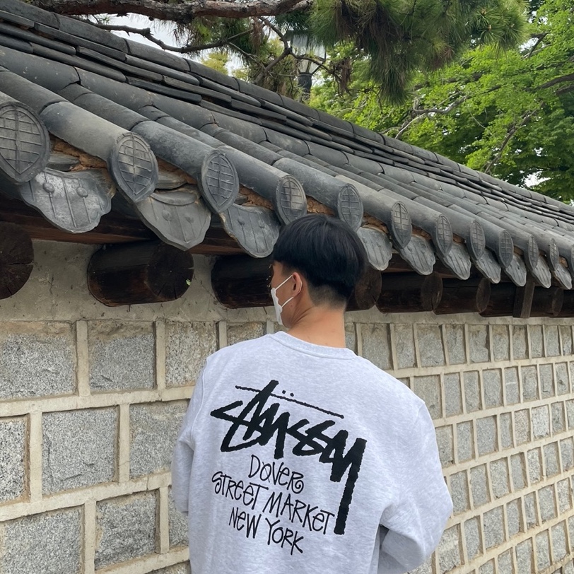 Stussy Stock DSM New York Crew Ash Heather 2021 착용 스타일