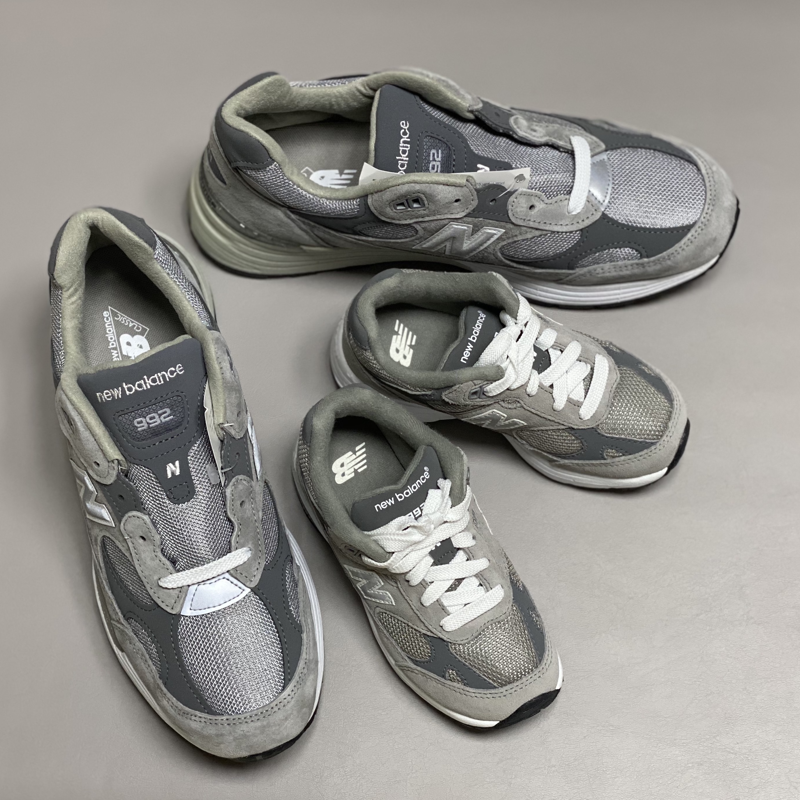 New Balance 992 Made in USA Grey - D Standard 착용 스타일 - 1