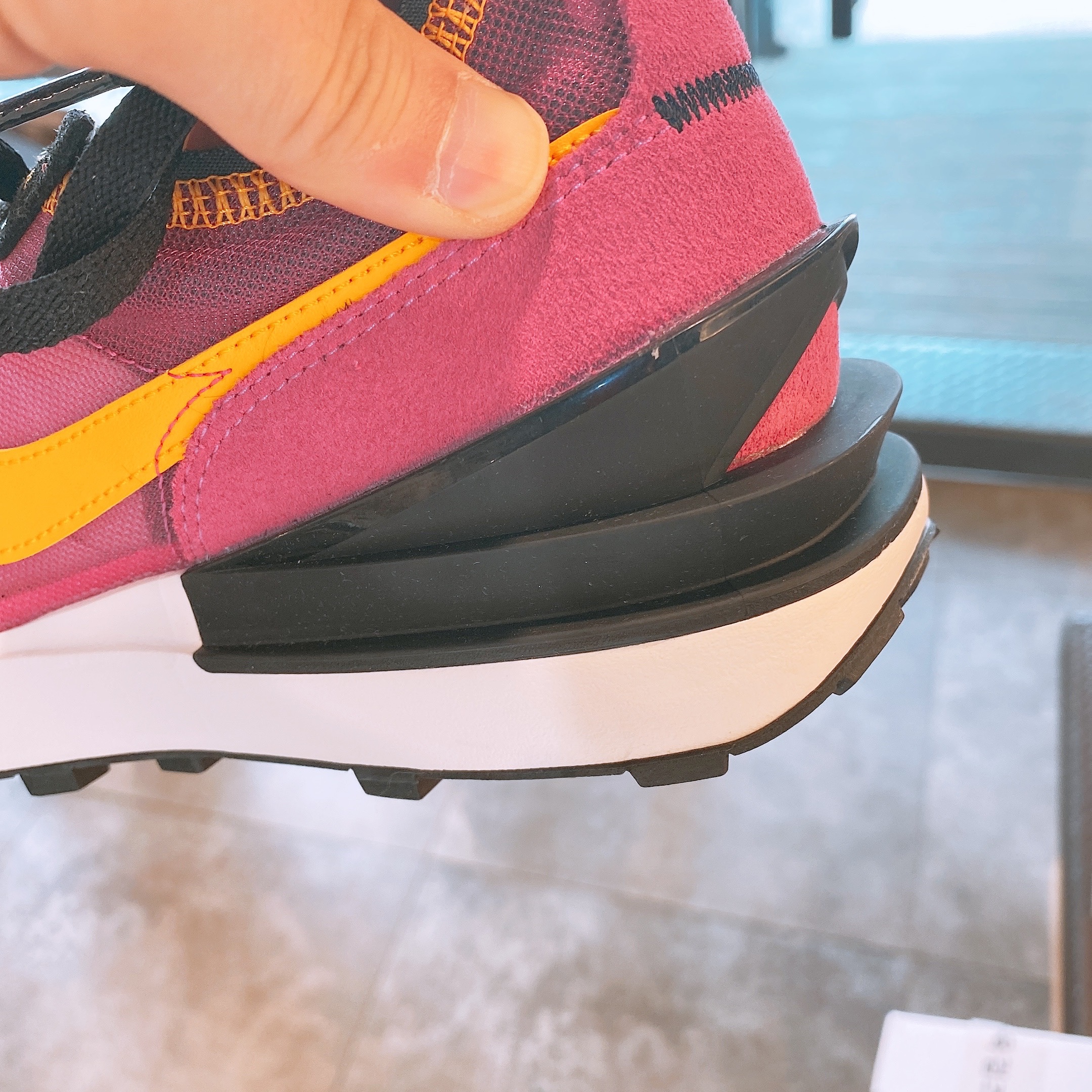Nike Waffle One Active Fuchsia 착용 스타일 - 4