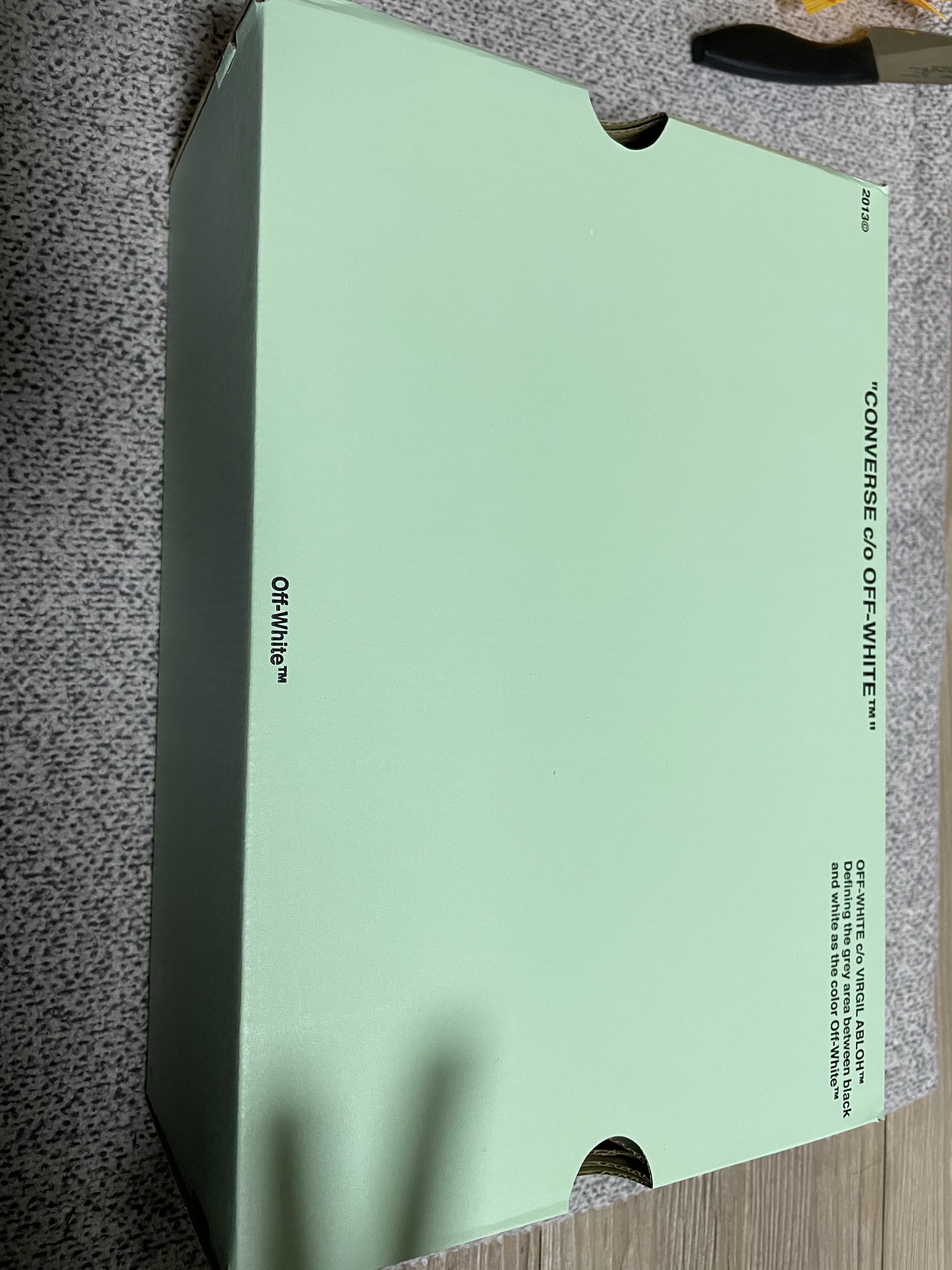 Converse x Off-White Chuck 70 High V2 2021, IAB Studio Long Sleeve T-Shirt Purple Splashed 착용 스타일 - 3