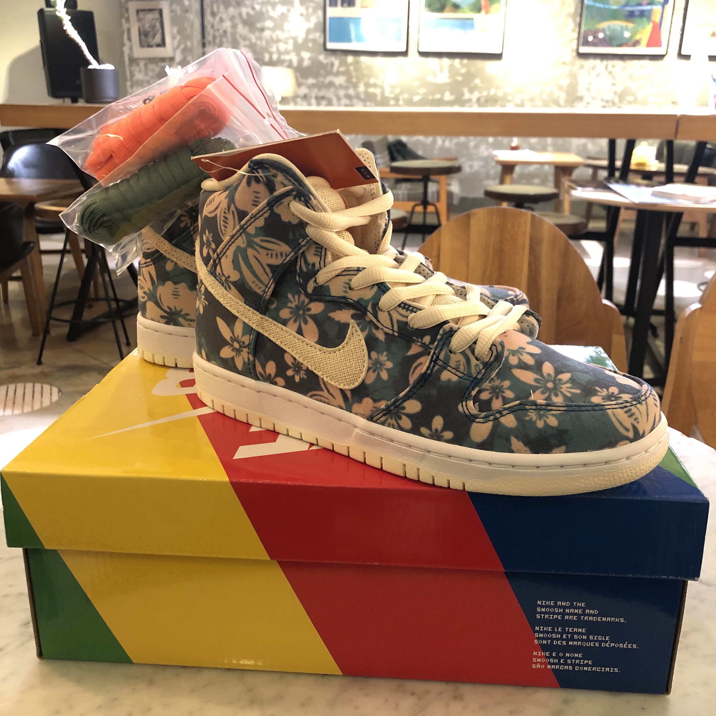 Nike SB Dunk High Pro Hawaii 착용 스타일