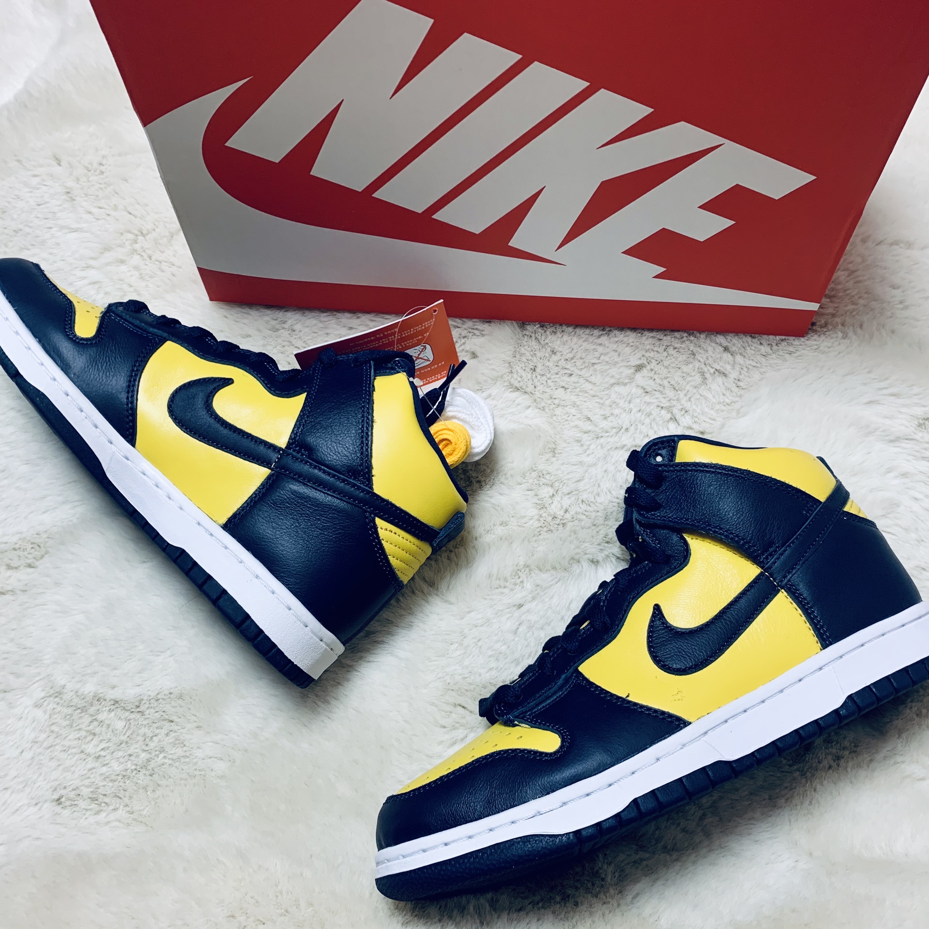Nike Dunk High SP Maize & Blue 착용 스타일 - 2