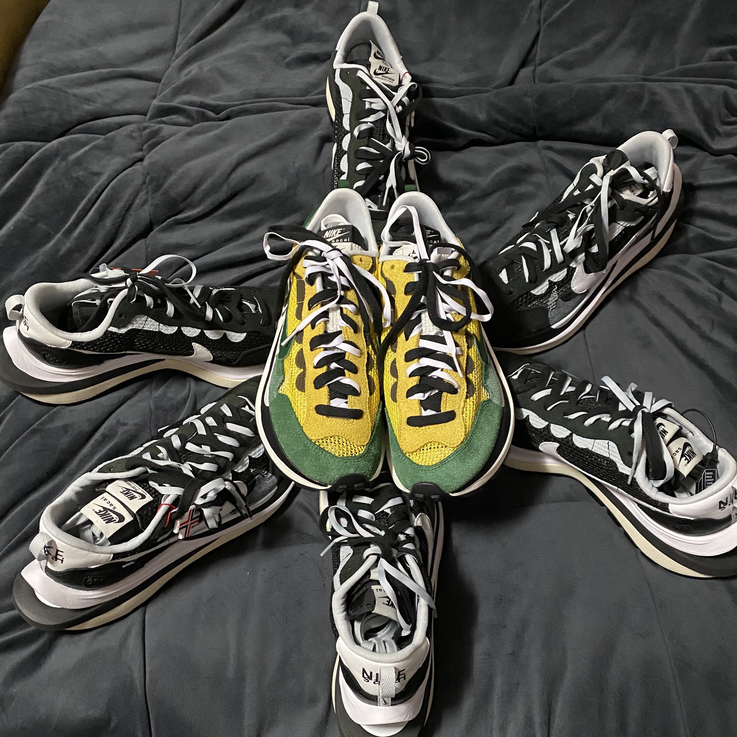 Nike x Sacai VaporWaffle Black White, Nike x Sacai VaporWaffle Tour Yellow & Gorge Green Sail 착용 스타일