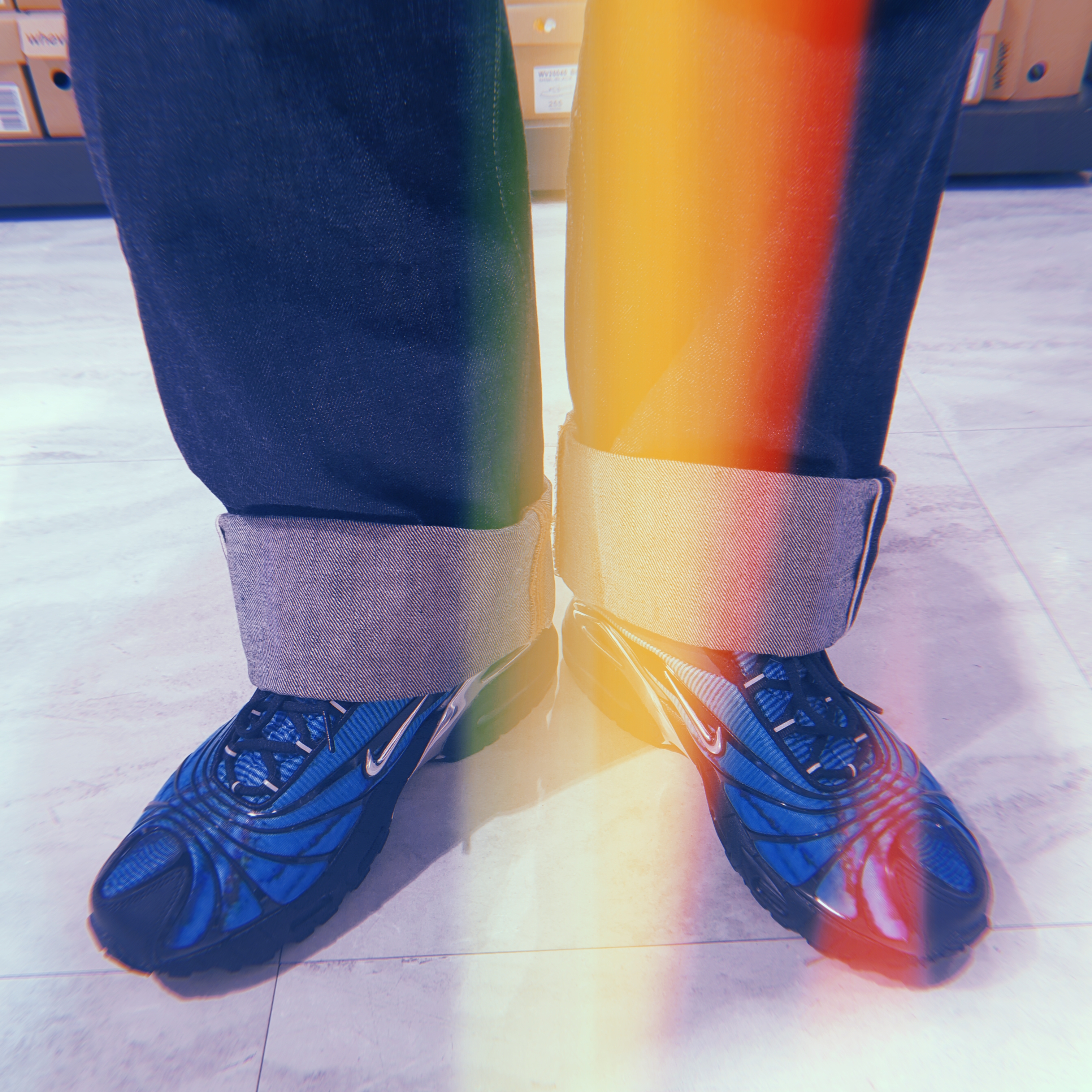 Nike x Skepta Air Max Tailwind 5 Chrome Blue, Asics x Andersson Bell Gel-1090 Glacier Grey Silver 착용 스타일 - 2