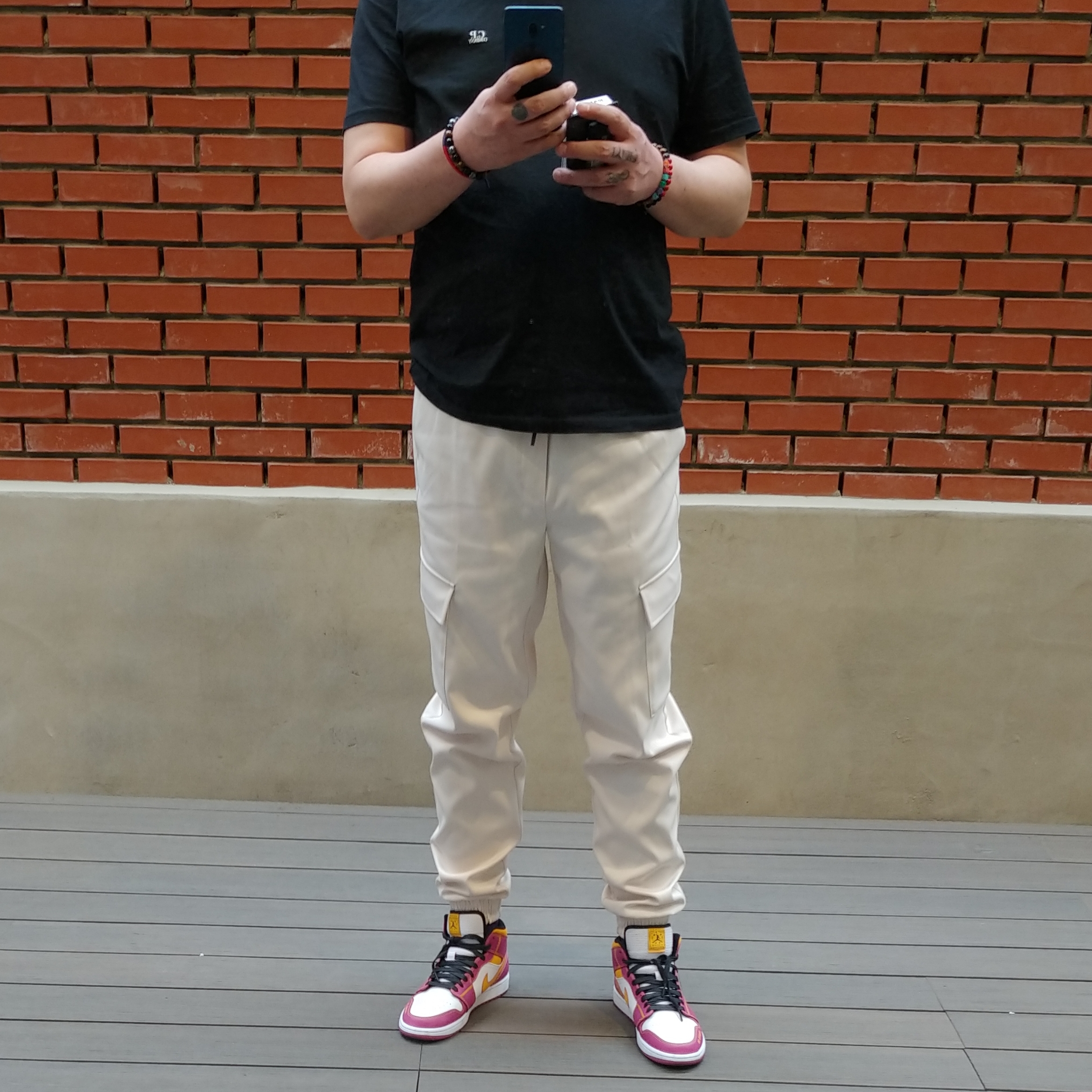 Jordan 1 Mid DOD Familia 착용 스타일