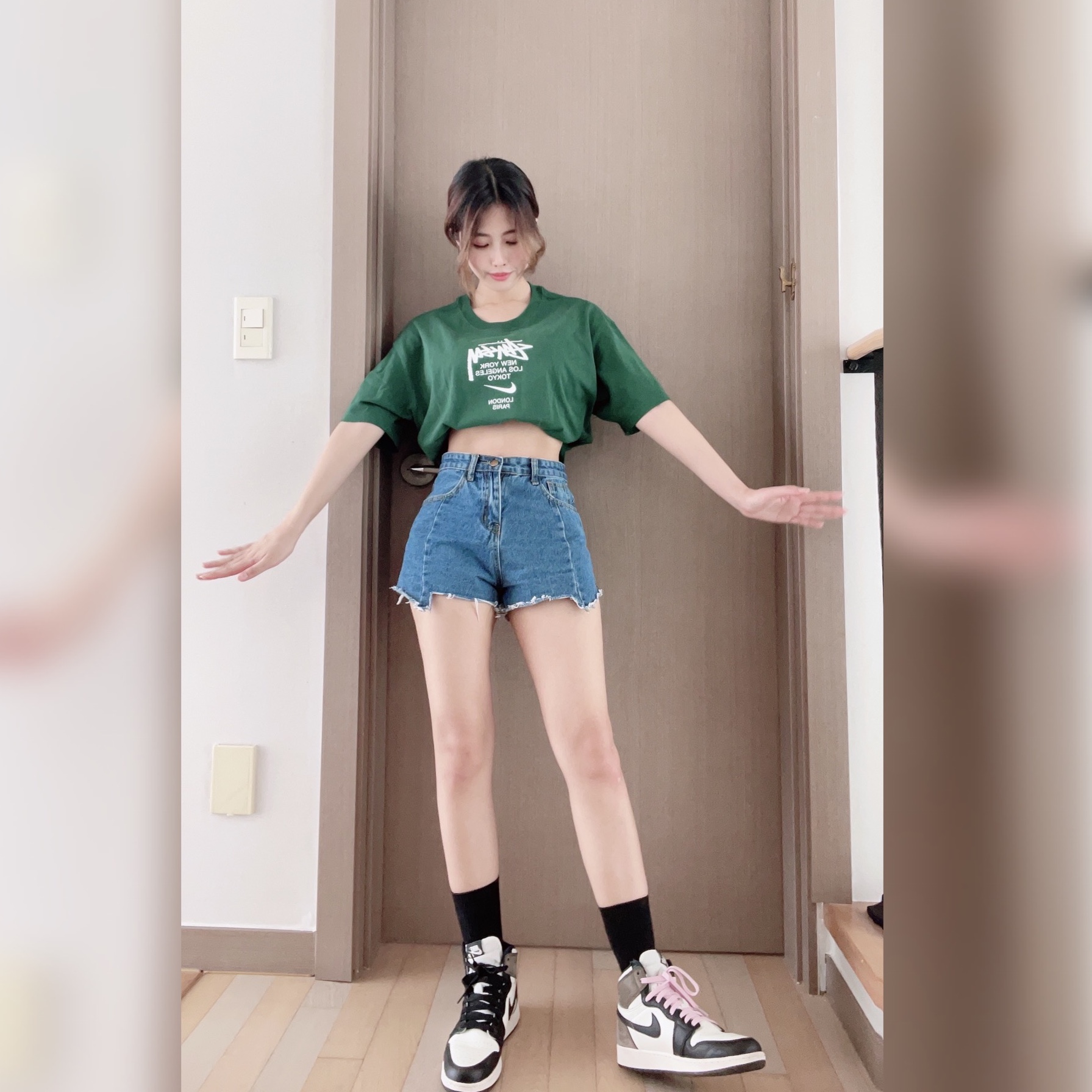 Nike x Stussy WT T-Shirt Green - Asia, Jordan 1 Retro High OG Black Mocha 착용 스타일