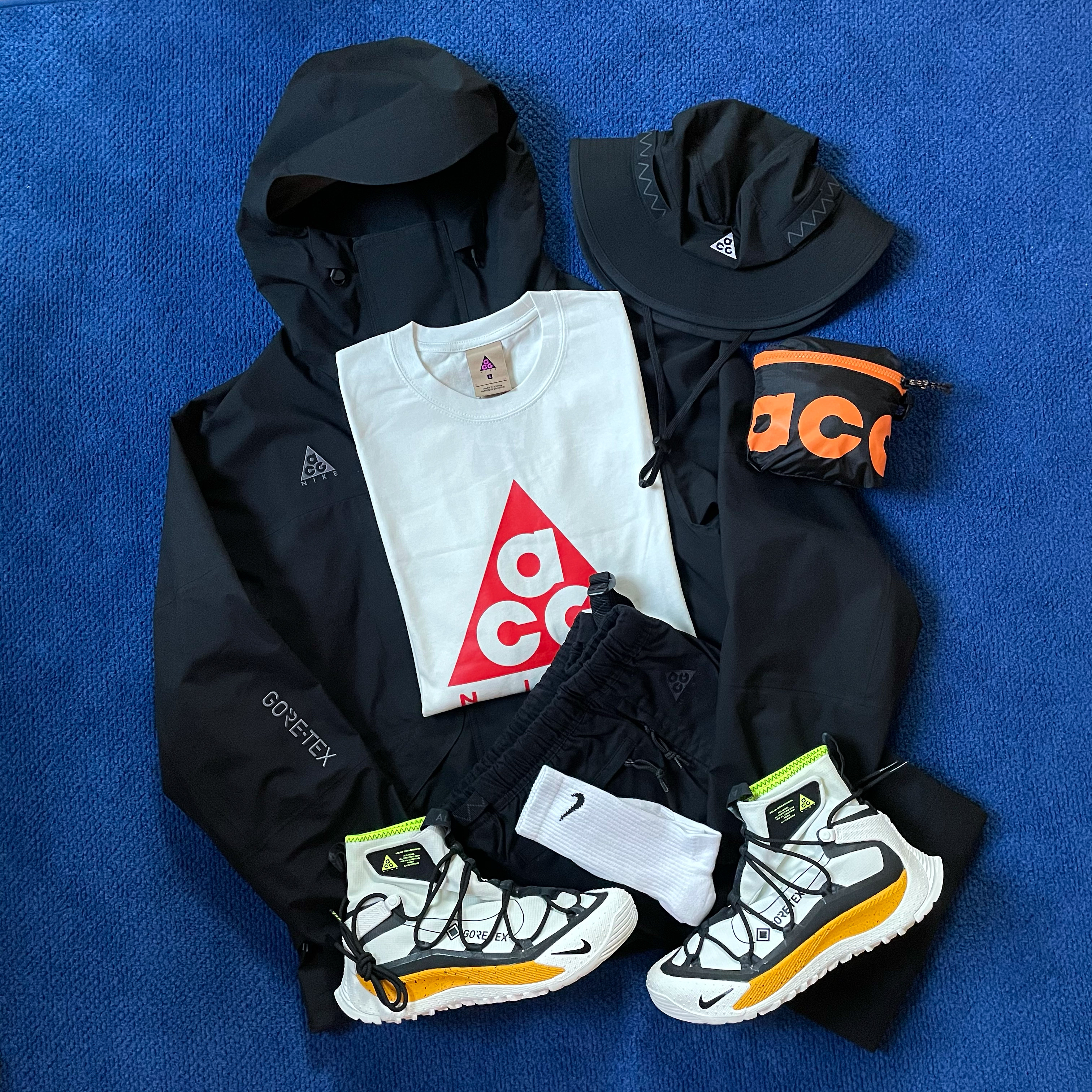 Nike ACG SSNL Bucket Black White, Nike ACG Terra Antarktik Gore-Tex Summit White 착용 스타일 - 1