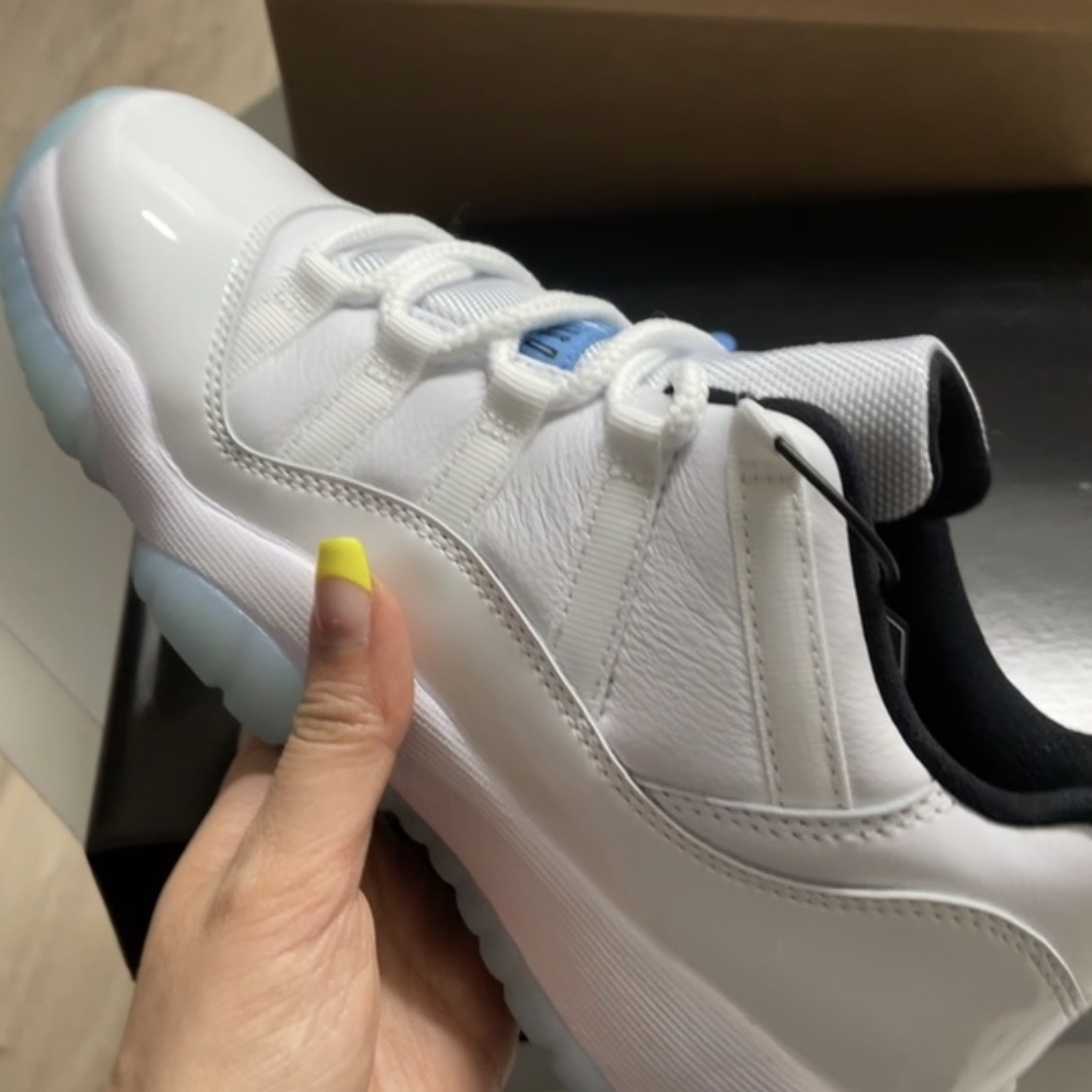 (GS) Jordan 11 Retro Low Legend Blue 착용 스타일