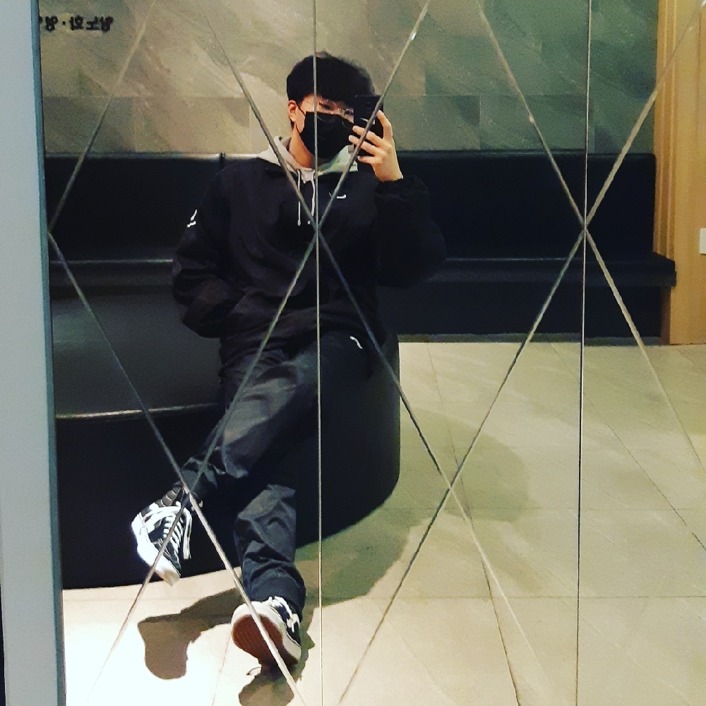 KREAM 프로필 이미지