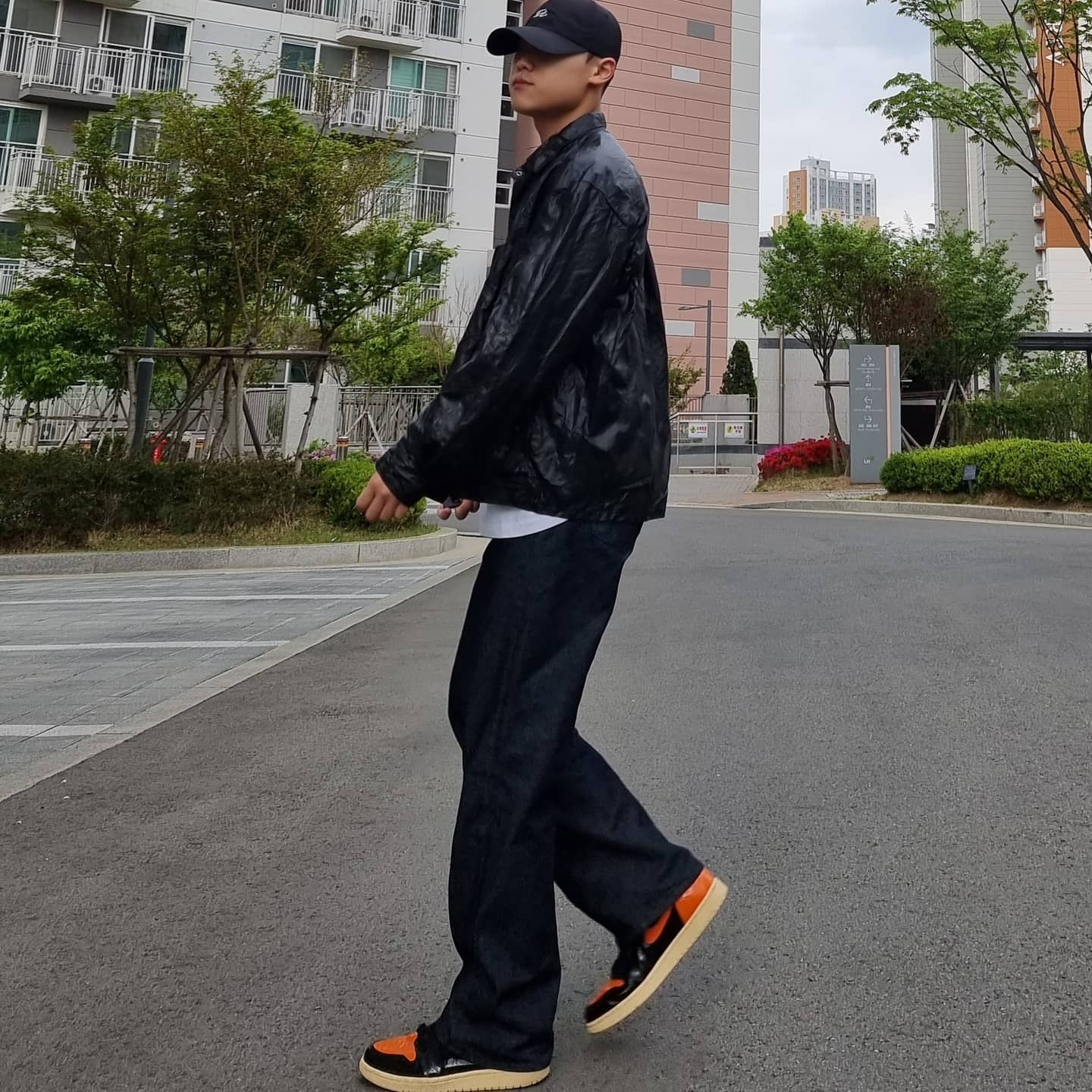 Jordan 1 Retro High Shattered Backboard 3.0 착용 스타일 - 3