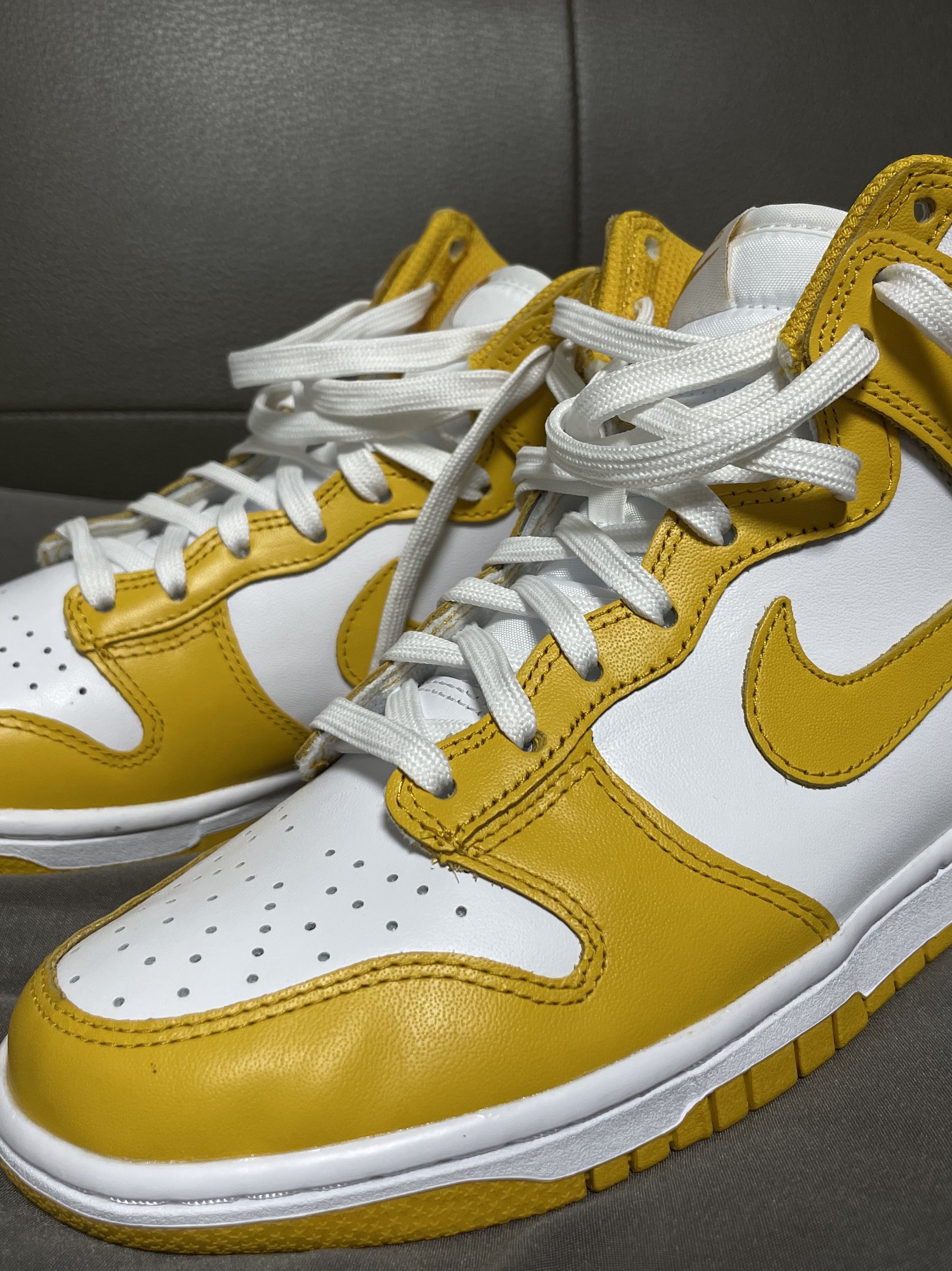 (W) Nike Dunk High Dark Sulfur 착용 스타일 - 1