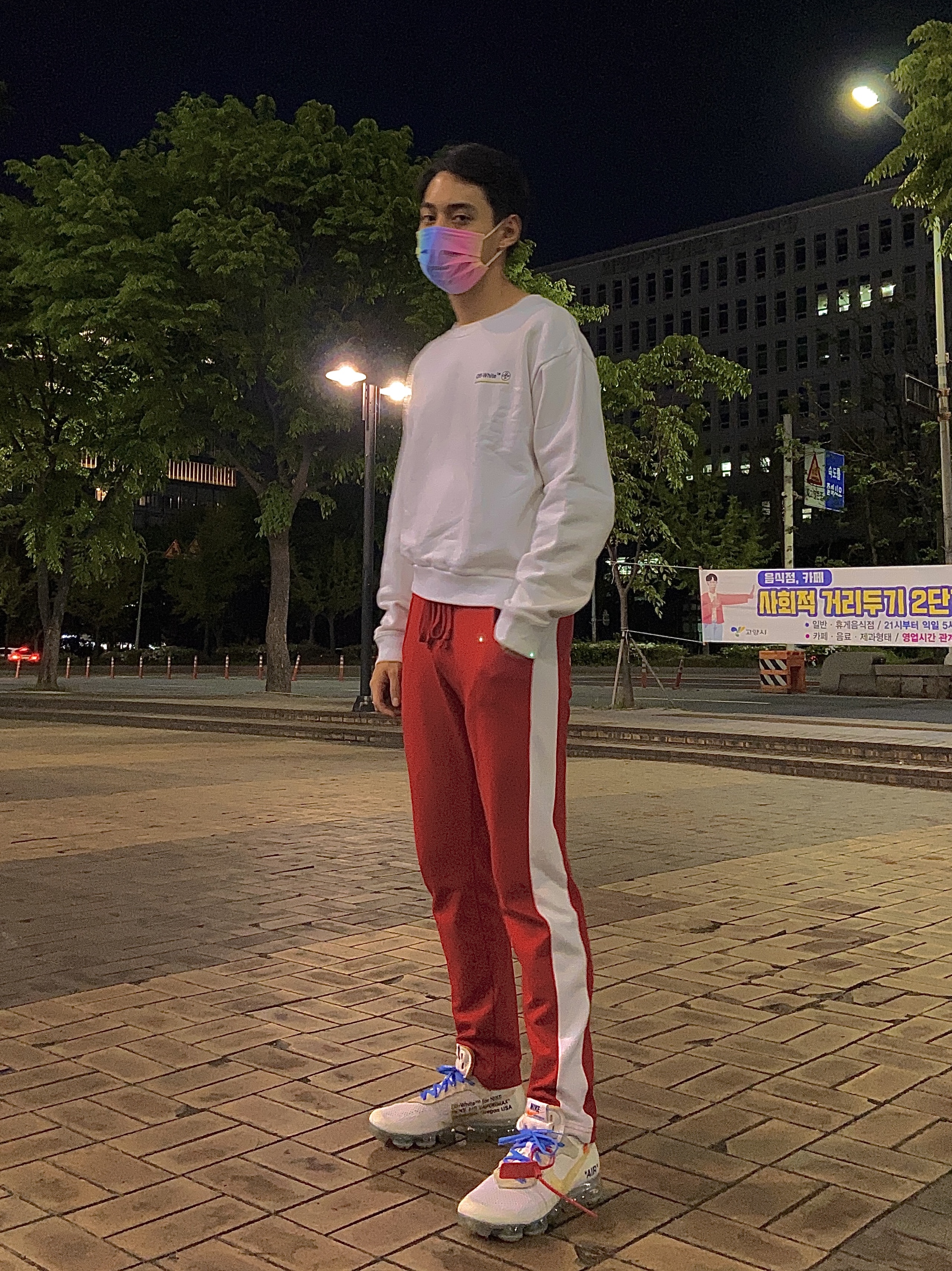 Nike x Off-White Air VaporMax V2 White 착용 스타일