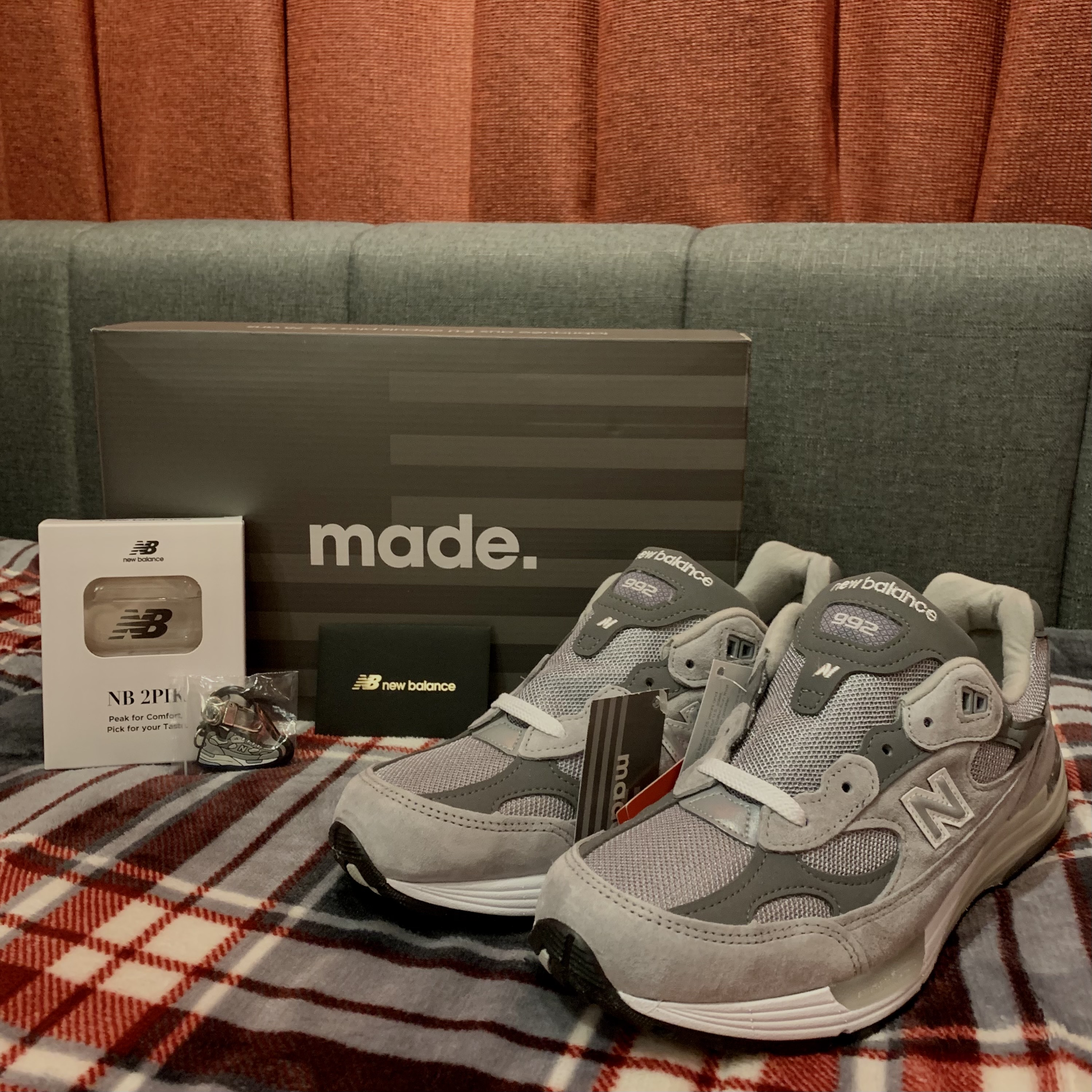 New Balance 992 Made in USA Grey - D Standard 착용 스타일 - 1