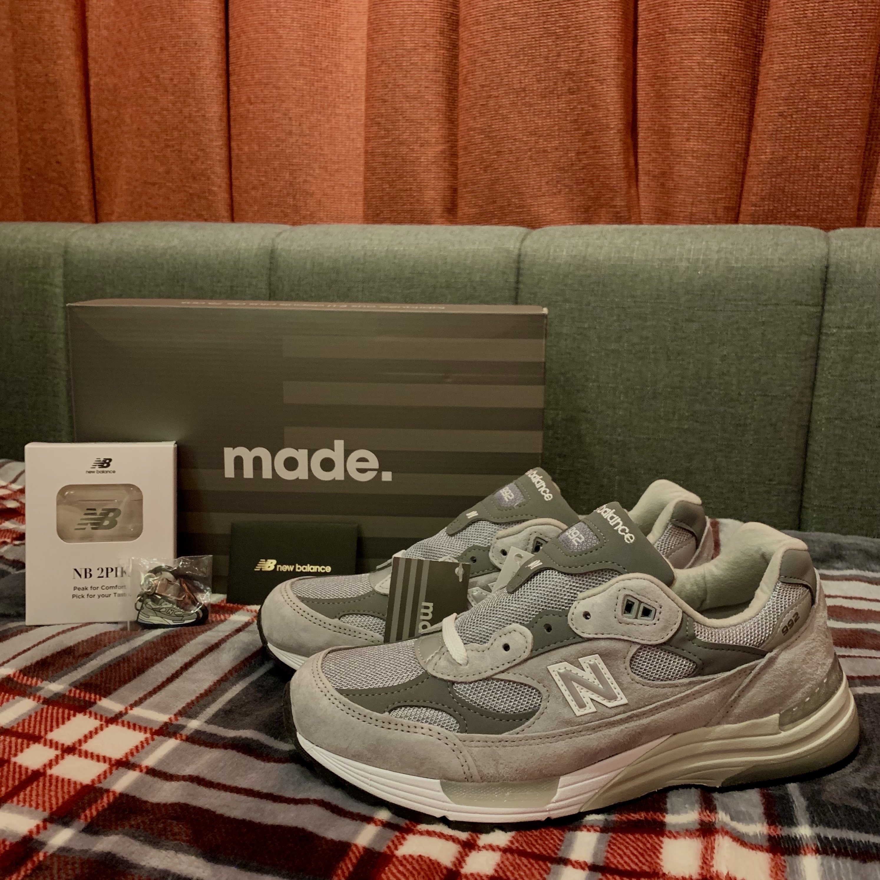 New Balance 992 Made in USA Grey - D Standard 착용 스타일 - 2