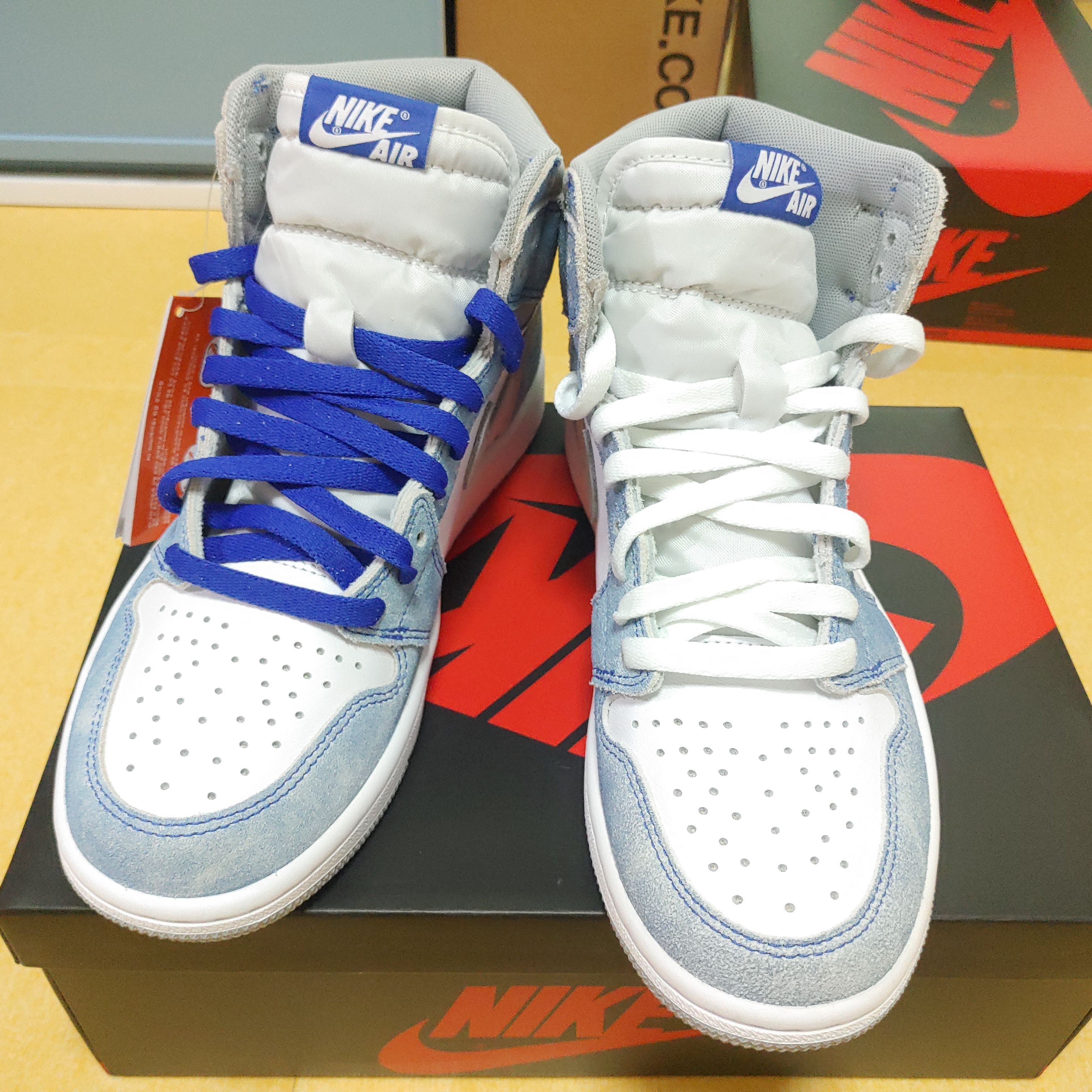 Jordan 1 Retro High OG Hyper Royal 착용 스타일 - 2