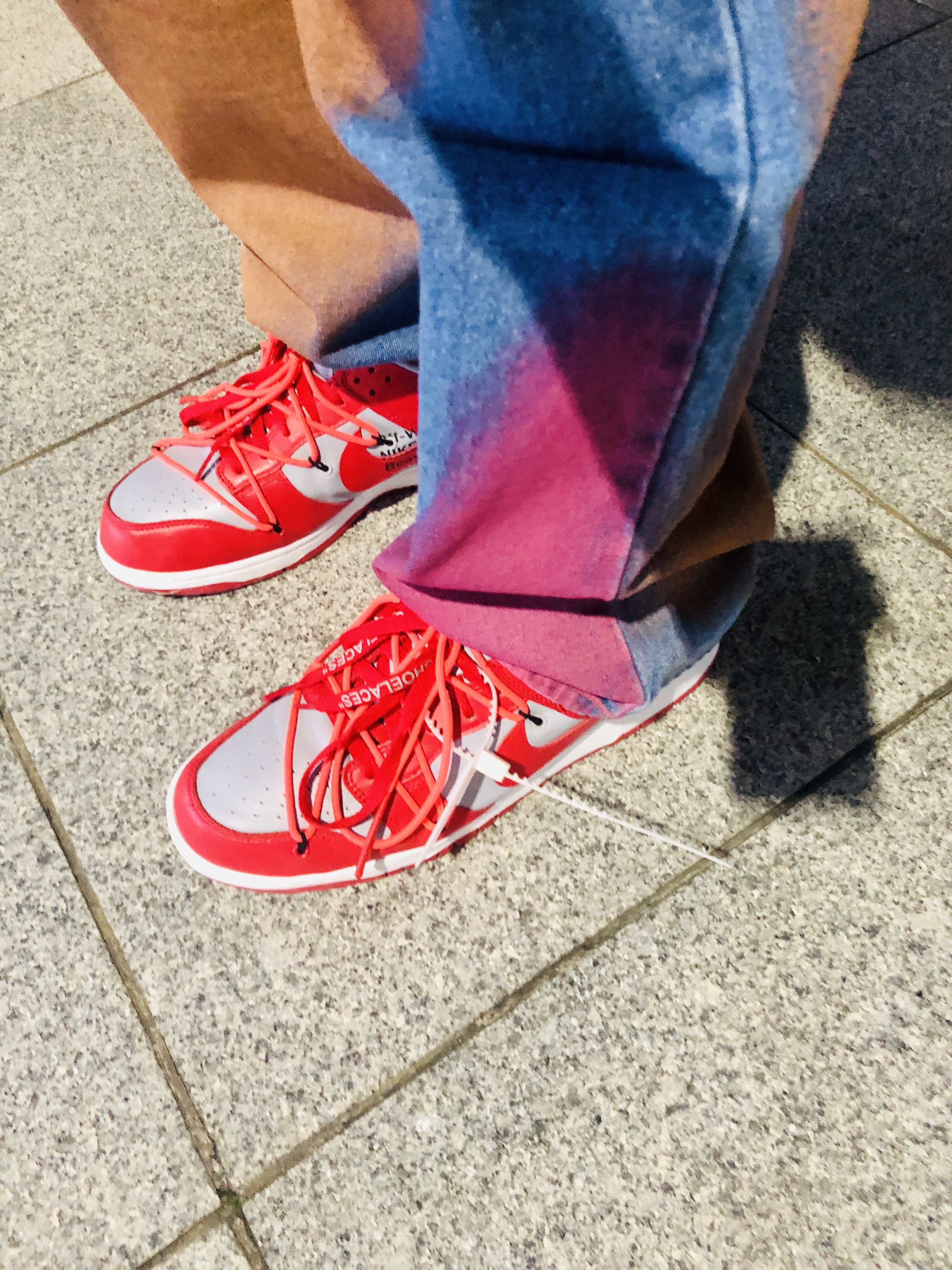 Nike x Off-White Dunk Low University Red 착용 스타일 - 4