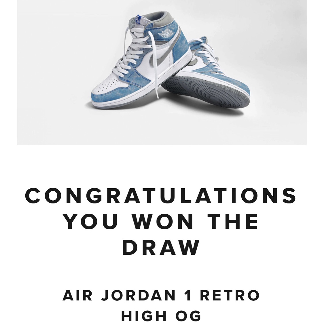 Jordan 1 Retro High OG Hyper Royal 착용 스타일 - 3