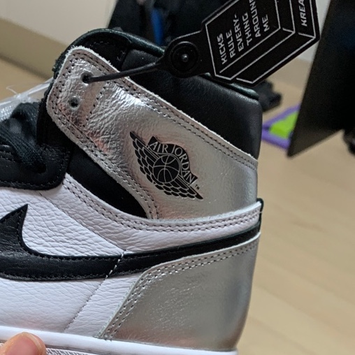 (W) Jordan 1 Retro High OG Silver Toe 착용 스타일