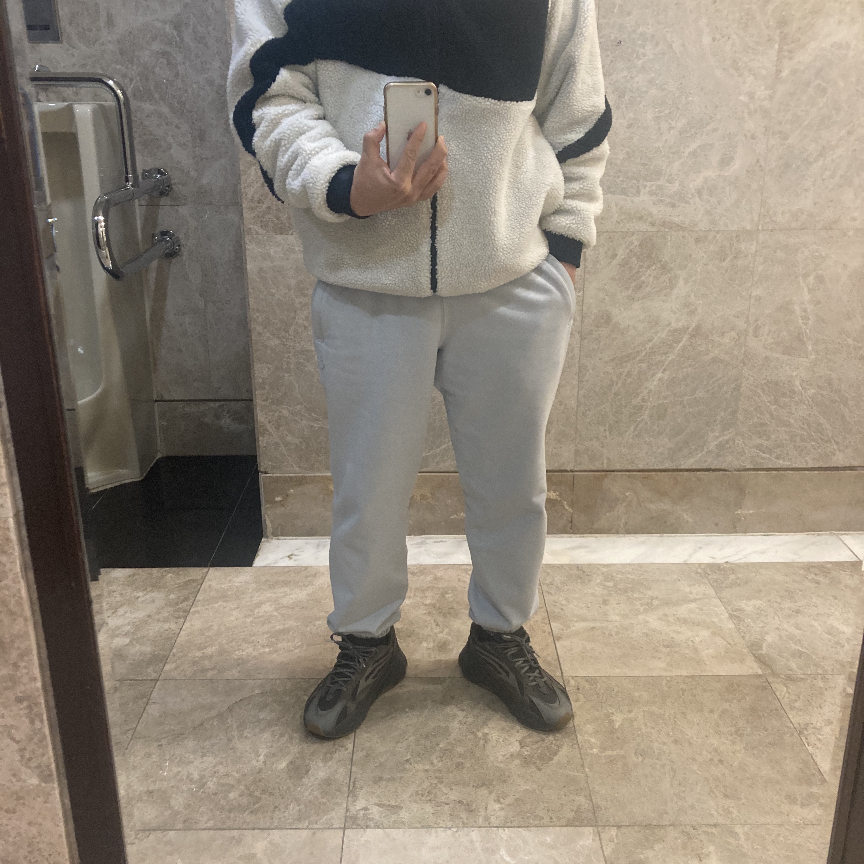 Nike Big Swoosh Full Zip Jacket White Navy, Adidas Yeezy Boost 700 V2 Geode 착용 스타일