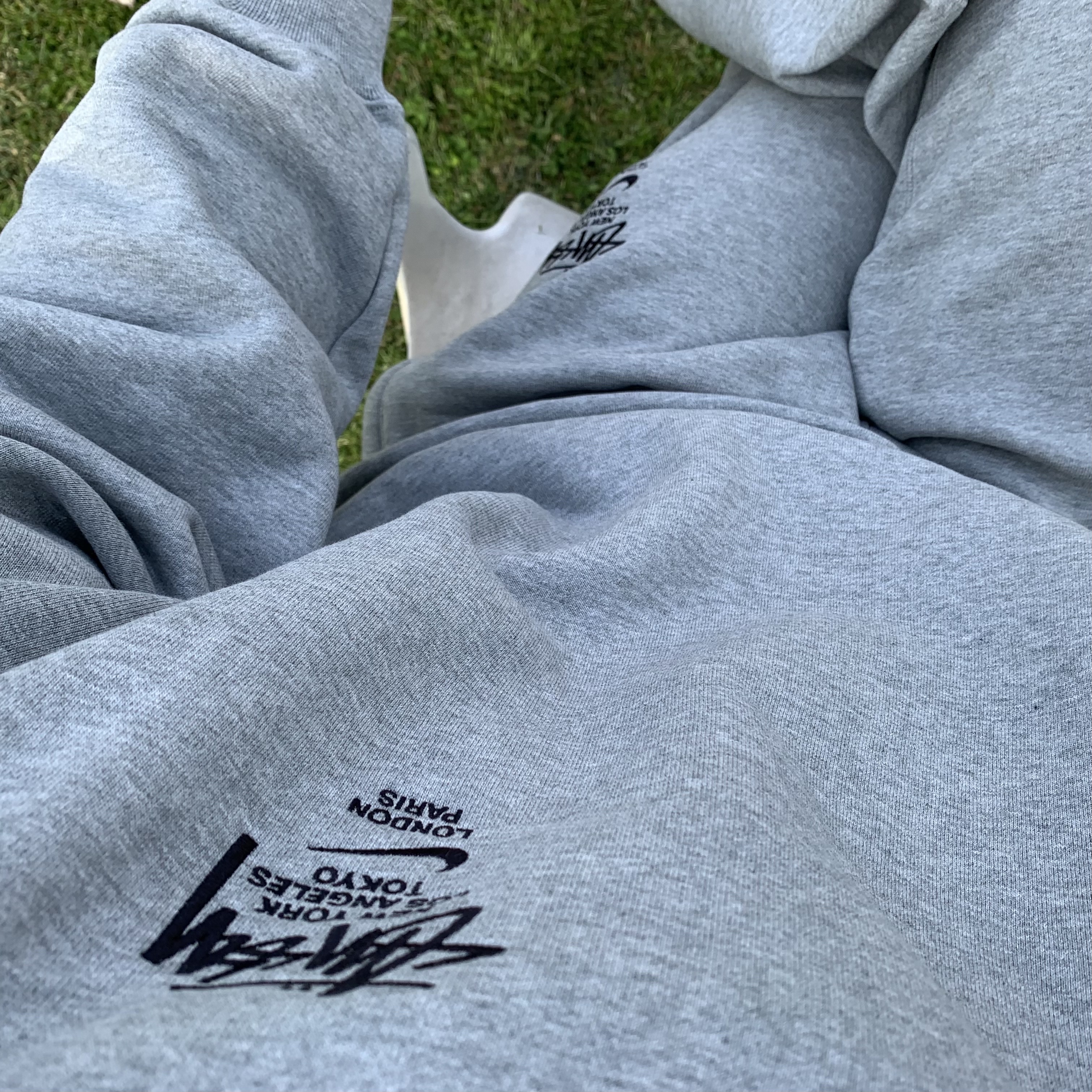 Nike x Stussy NRG ZR Fleece Crewneck Heather Grey - US/EU, Nike x Stussy NRG ZR Fleece Pants Heather Grey - US/EU 착용 스타일