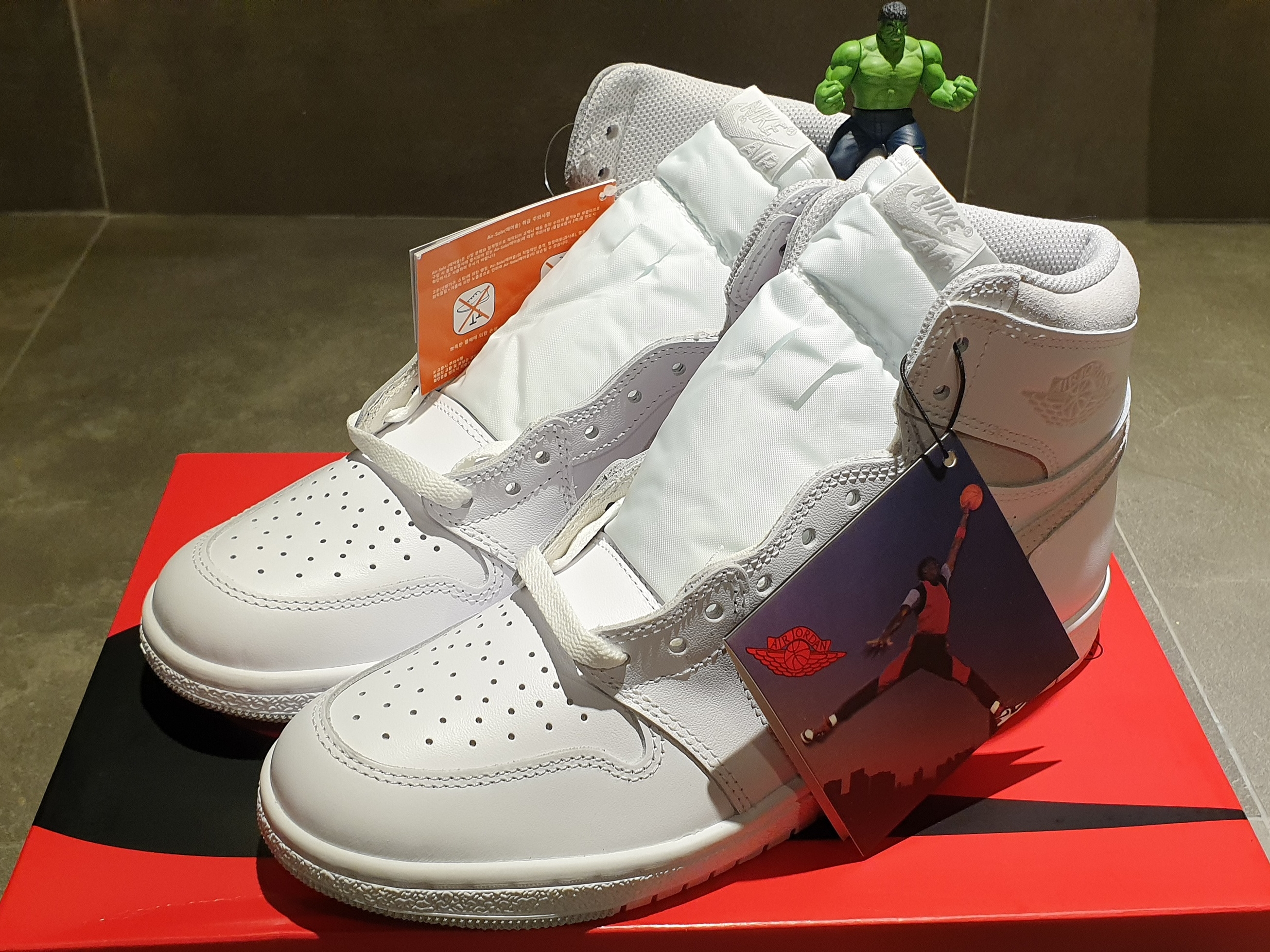 Jordan 1 High 85 Neutral Grey 착용 스타일 - 2