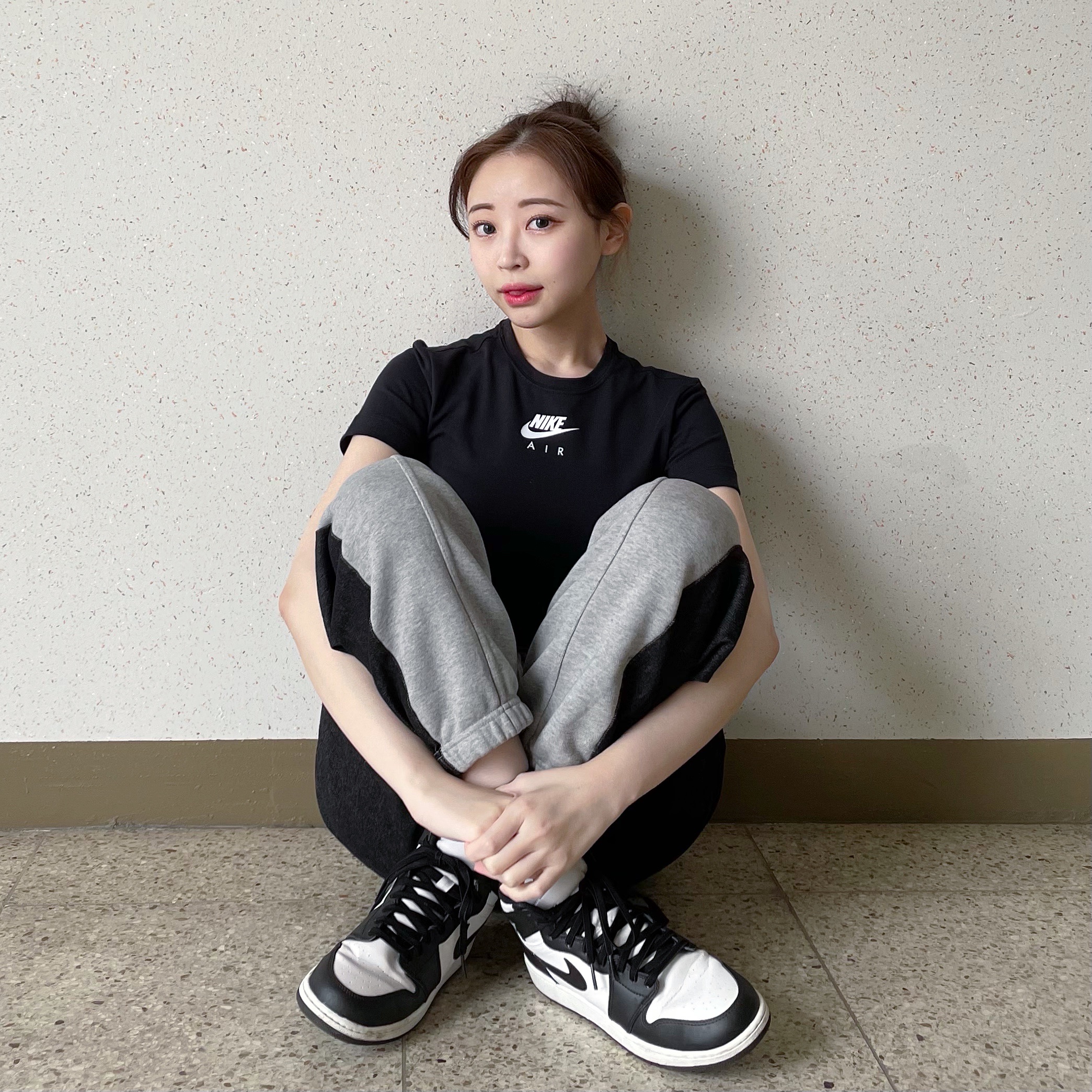 Jordan 1 Retro High OG Black White 2014, (GS) Jordan 1 Retro High OG Black White 2014 착용 스타일 - 3